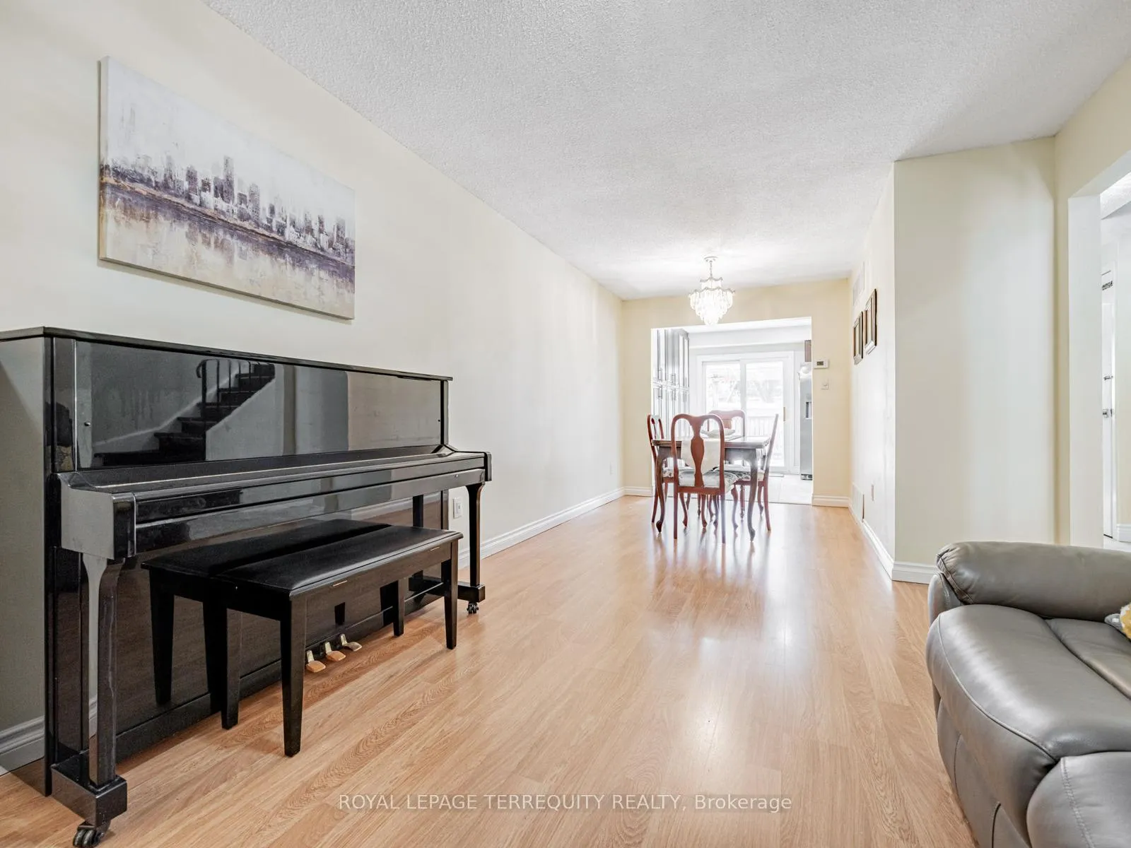 Photo 14 of 65 Bob O'link Avenue, Vaughan, Glen Shields — HOMEH