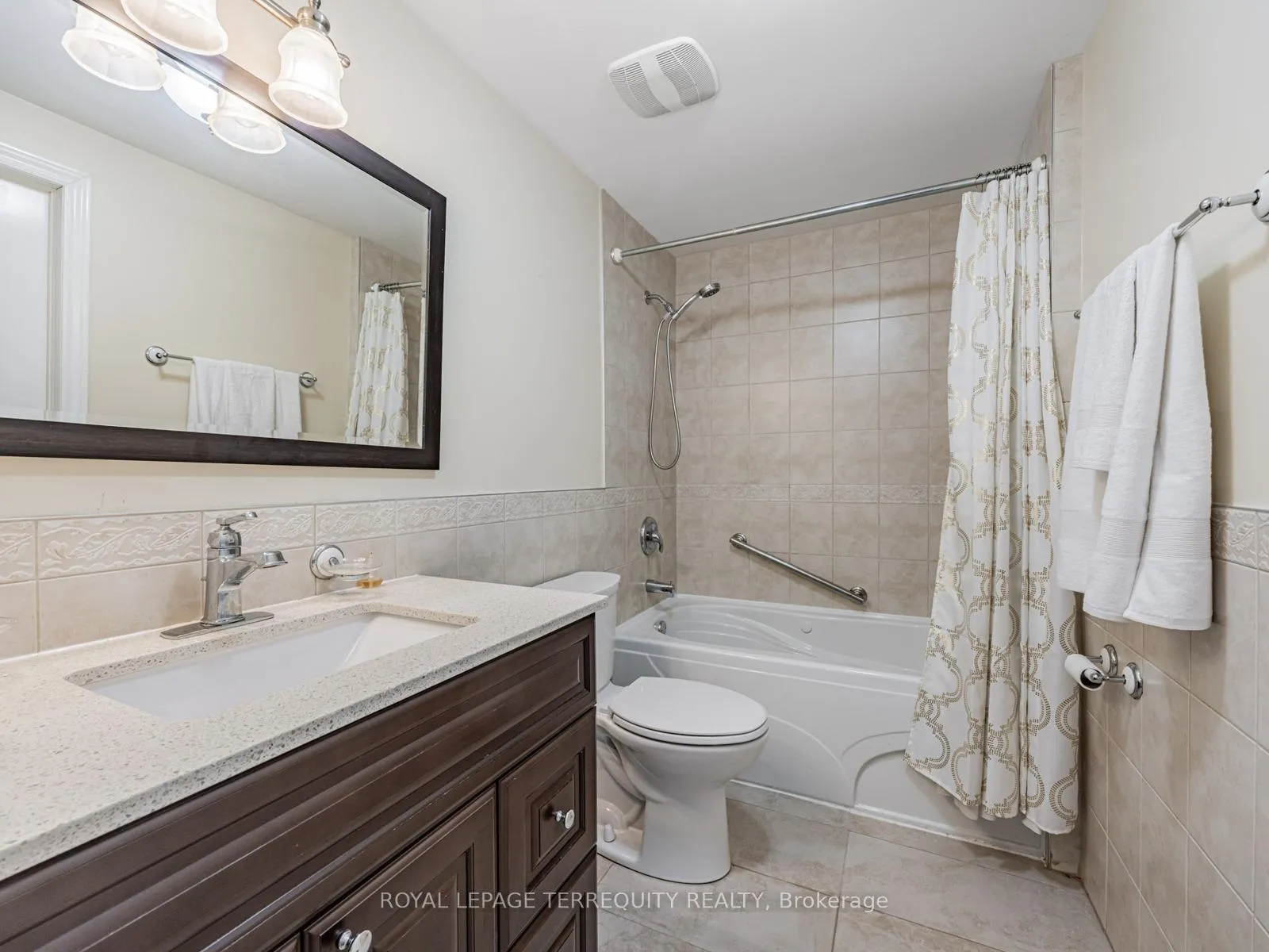 Photo 18 of 65 Bob O'link Avenue, Vaughan, Glen Shields — HOMEH