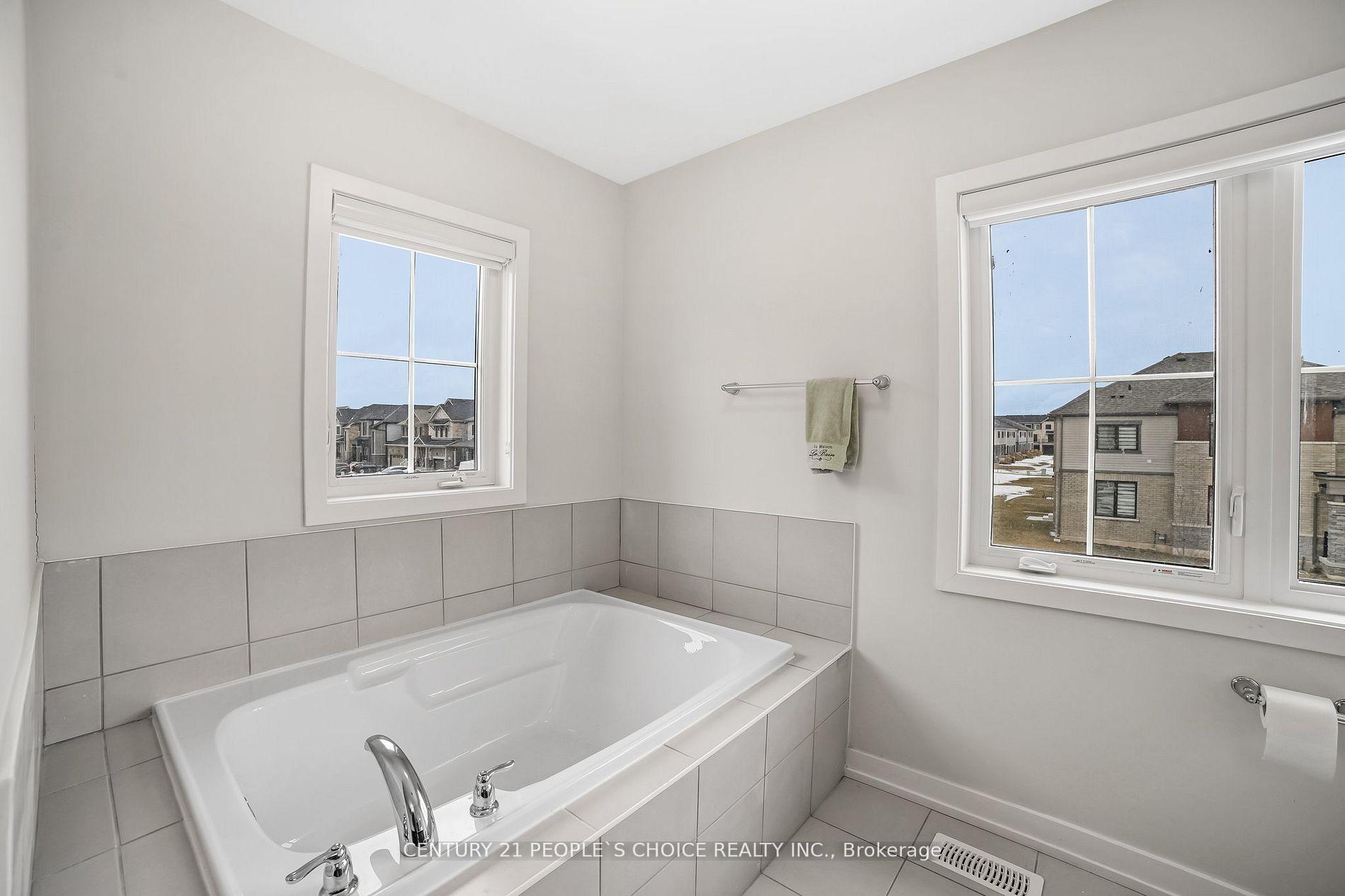 Photo 2 of 65 Lavender Road, Thorold, Hurricane/Merrittville — HOMEH