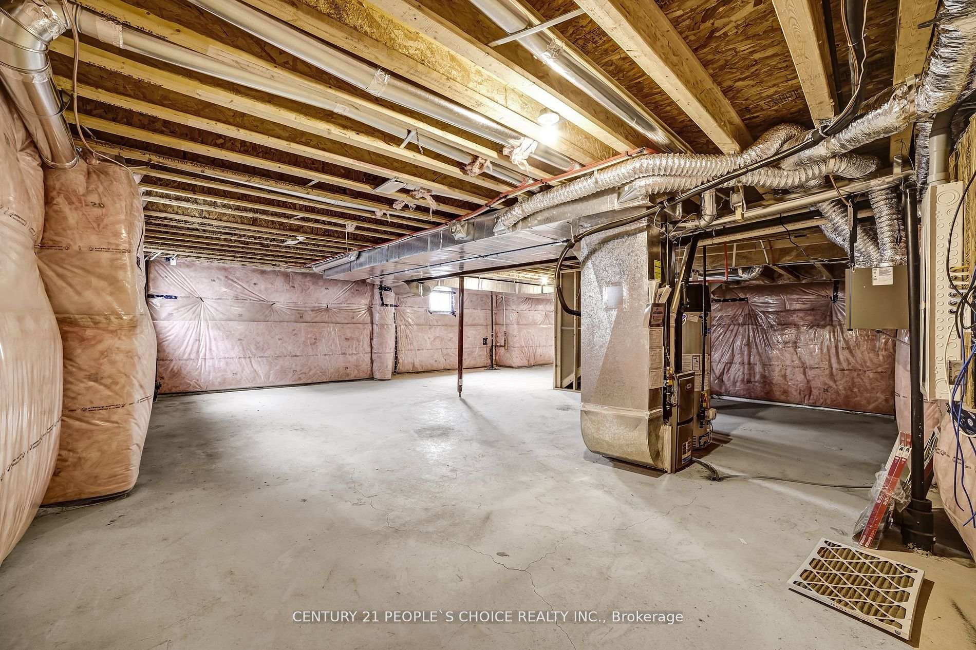 Photo 12 of 65 Lavender Road, Thorold, Hurricane/Merrittville — HOMEH