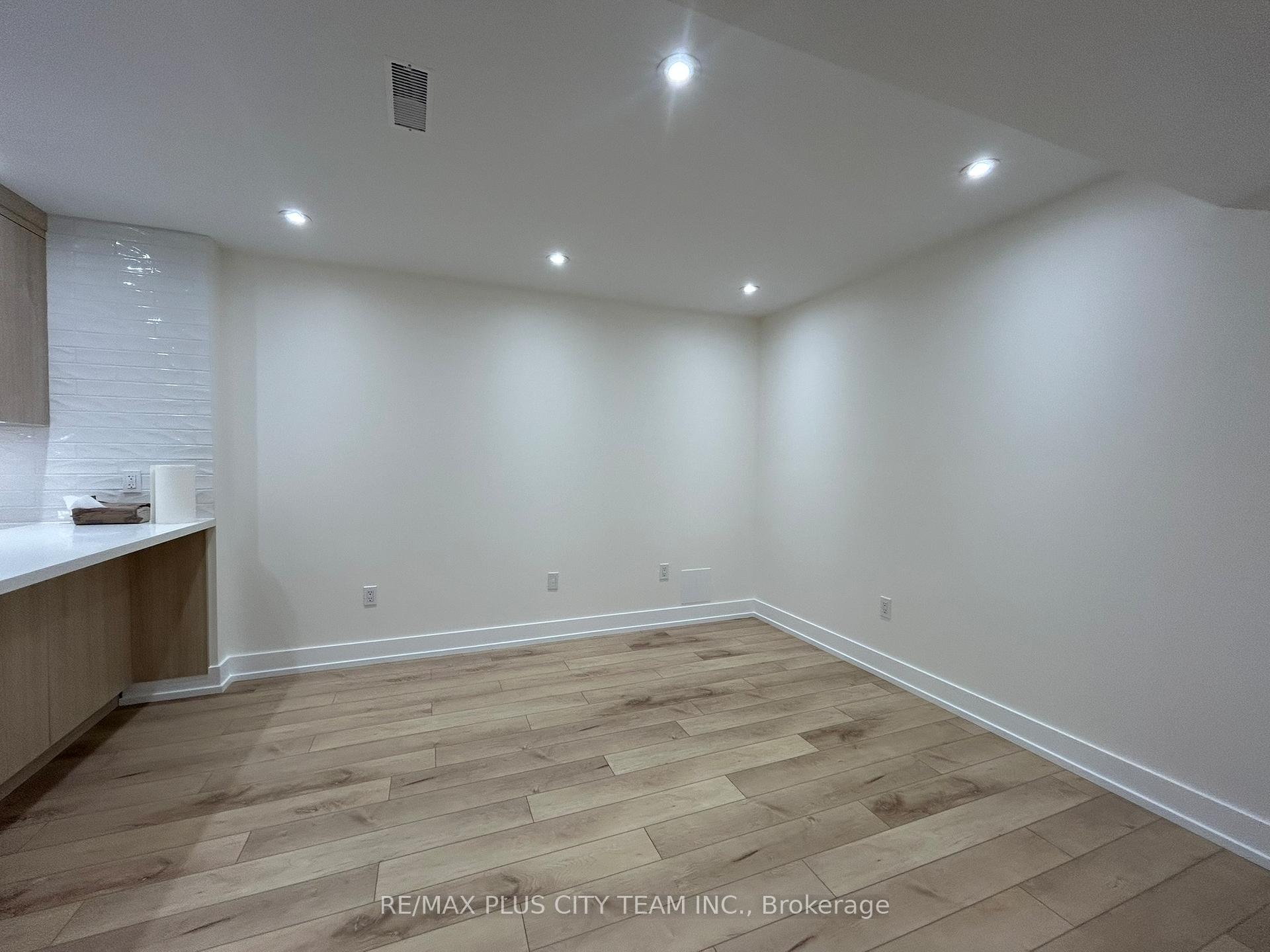 Photo 2 of Unit lower, 1049 College Street, Toronto, Little Portugal — HOMEH