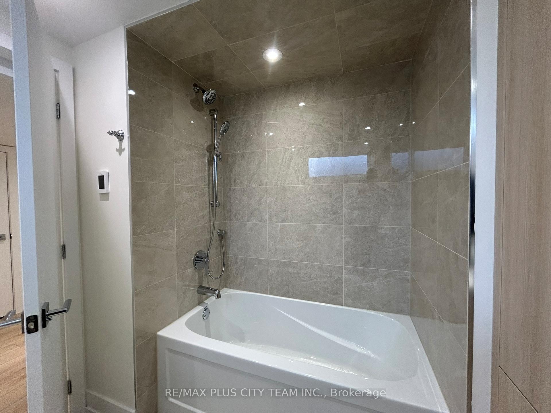 Photo 17 of Unit lower, 1049 College Street, Toronto, Little Portugal — HOMEH