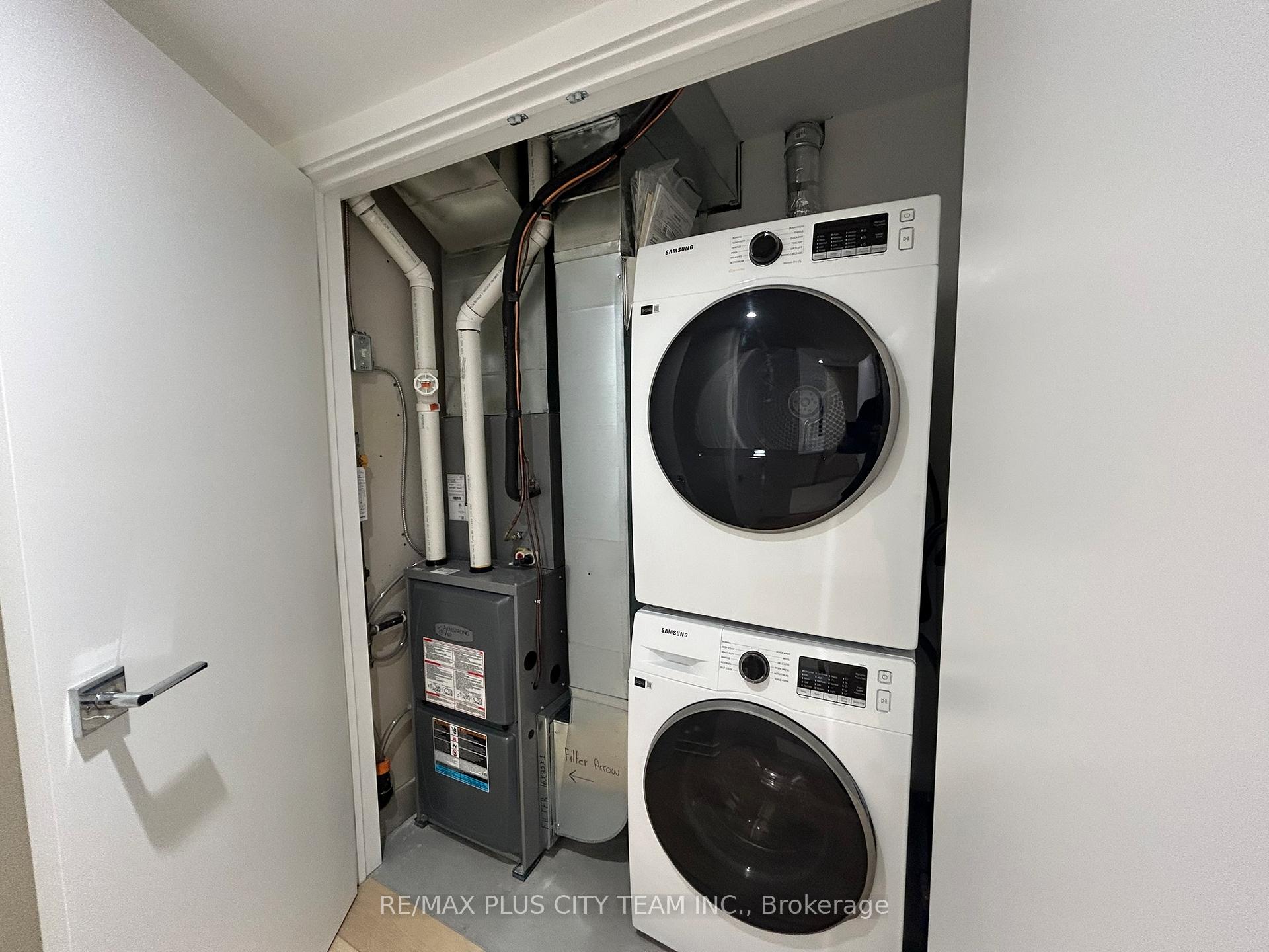 Photo 19 of Unit lower, 1049 College Street, Toronto, Little Portugal — HOMEH