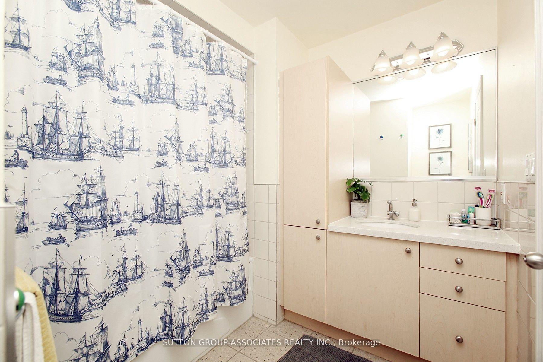 Photo 17 of Unit Unit 3, 478 Bloor Street, Toronto, The Annex — HOMEH