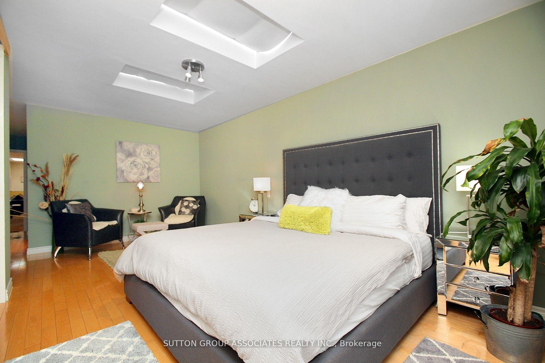 Photo 9 of Unit Unit 3, 478 Bloor Street, Toronto, The Annex — HOMEH