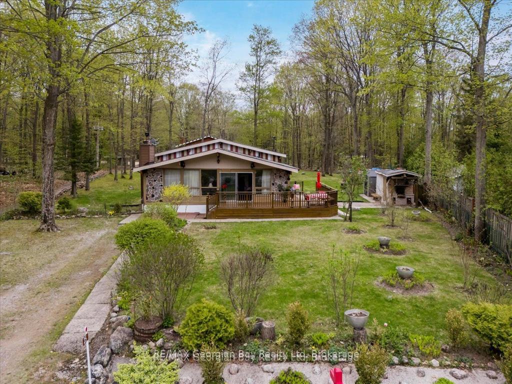 Photo 3 of 25 Tall Pines Drive W, Tiny, Rural Tiny — HOMEH