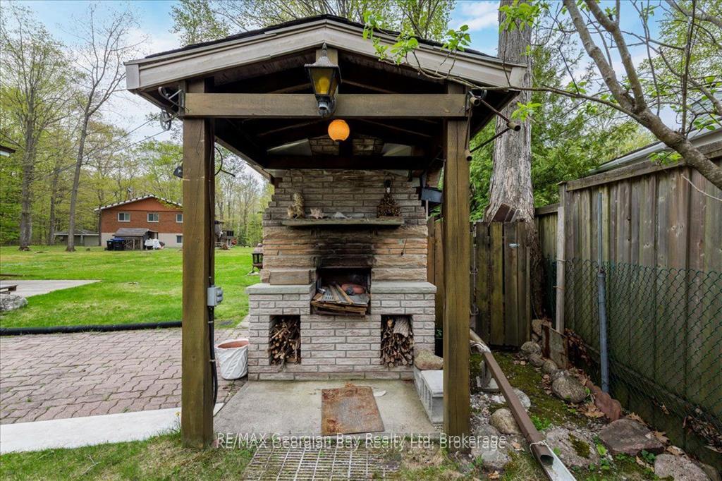 Photo 32 of 25 Tall Pines Drive W, Tiny, Rural Tiny — HOMEH