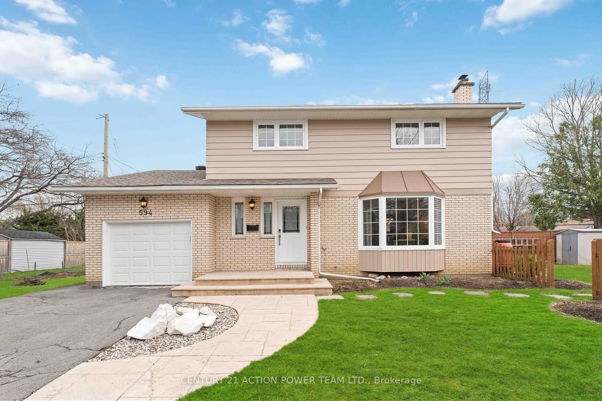 Photo 1 of 594 Noble Crescent, Ottawa, Riverside Park South — HOMEH