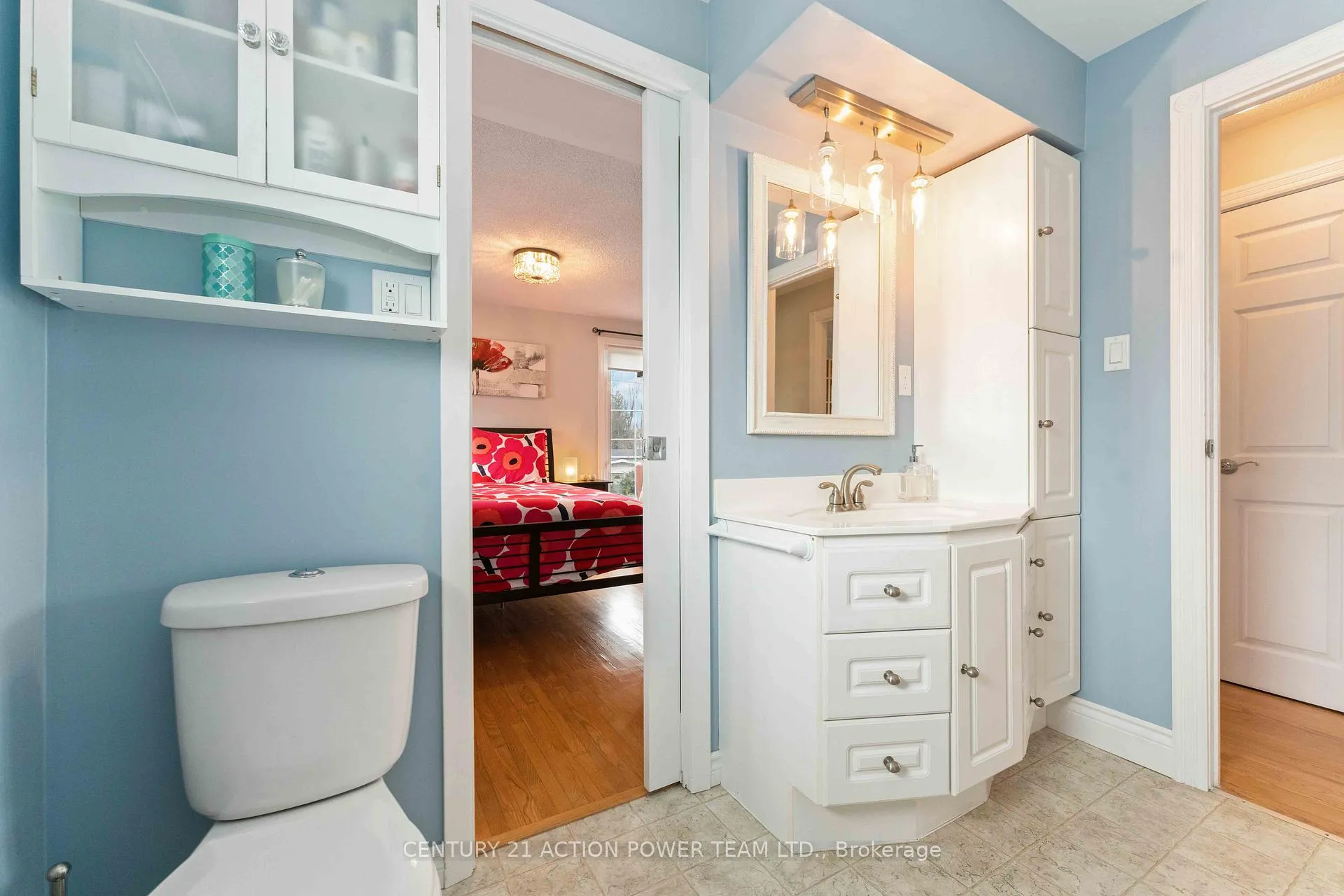 Photo 19 of 594 Noble Crescent, Ottawa, Riverside Park South — HOMEH