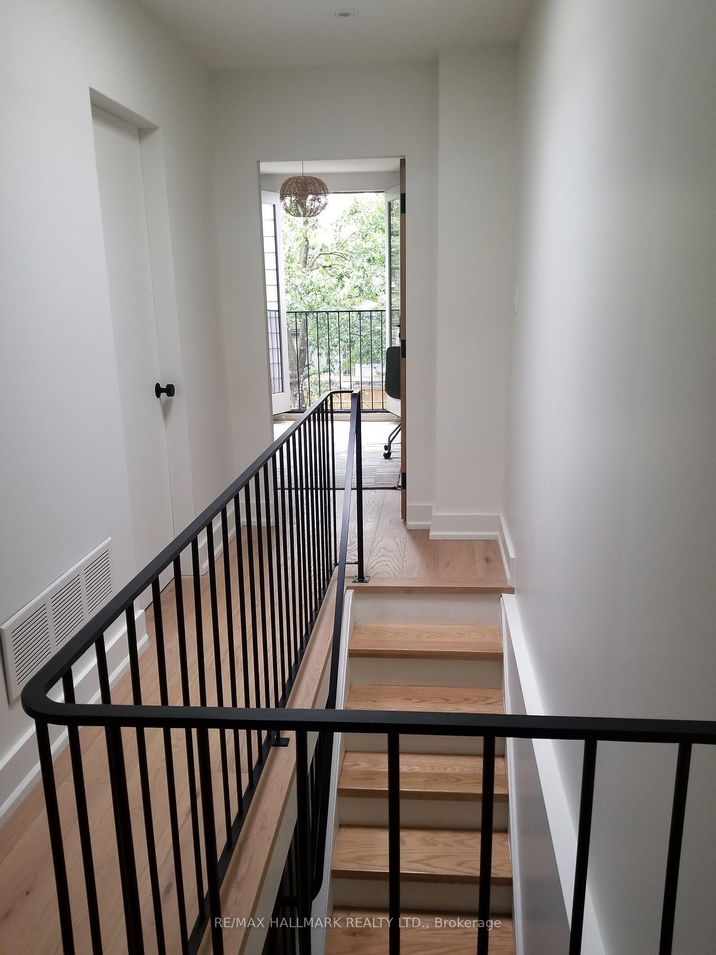 Photo 15 of 101 Kent Road, Toronto, Greenwood-Coxwell — HOMEH