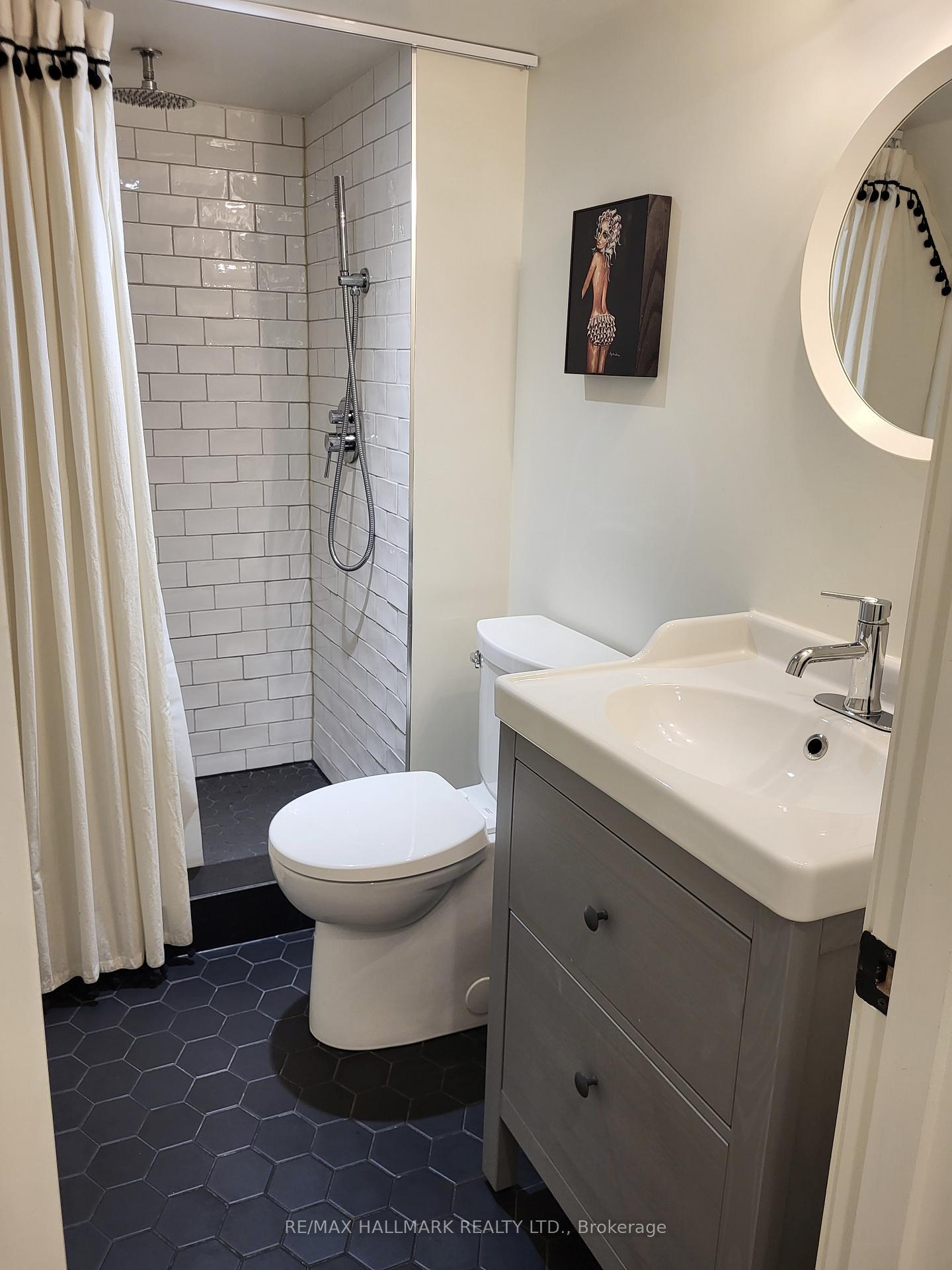 Photo 16 of 101 Kent Road, Toronto, Greenwood-Coxwell — HOMEH