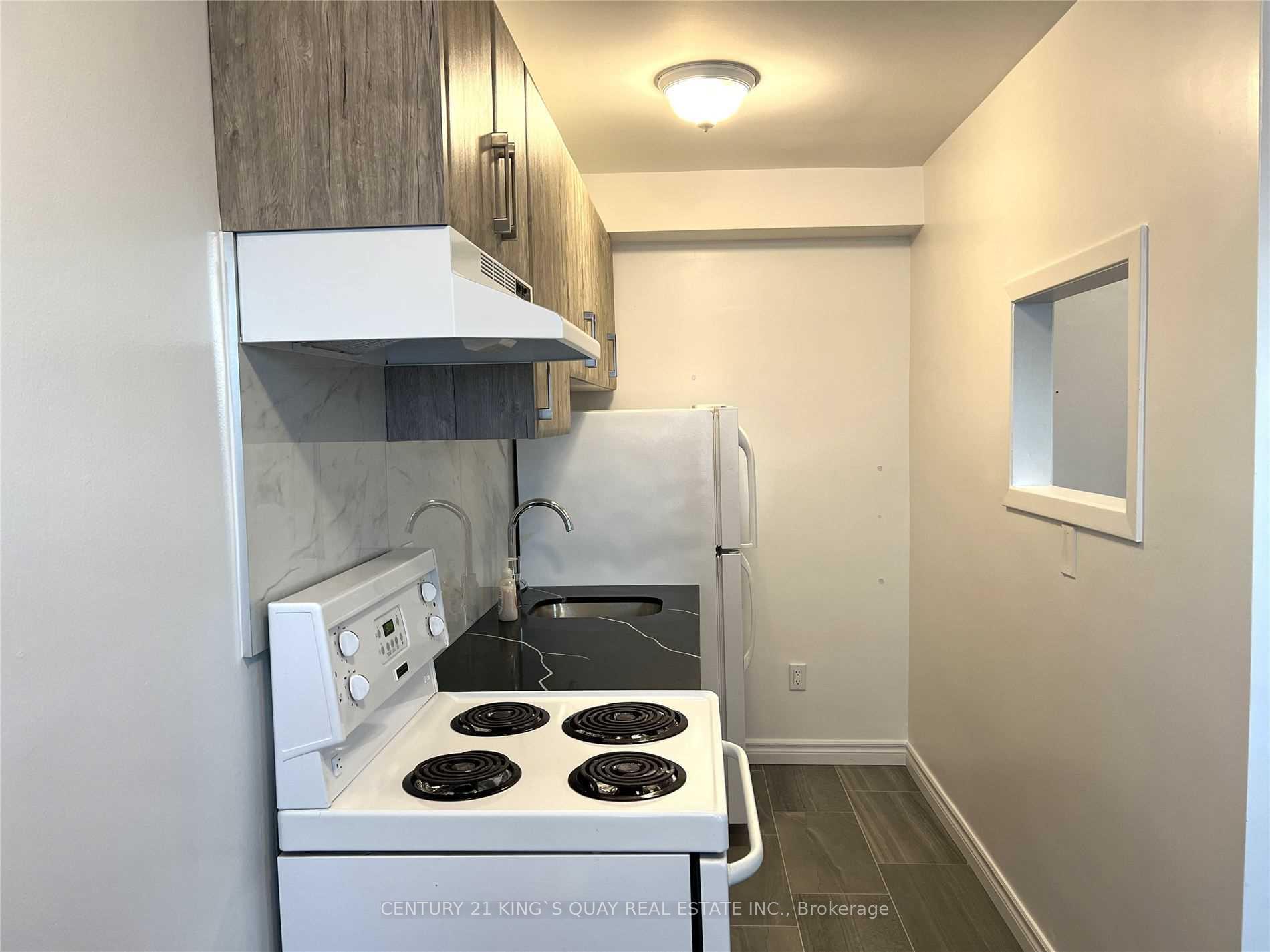 Photo 4 of Unit 3, 977 Eglinton Avenue W, Toronto, Humewood-Cedarvale — HOMEH