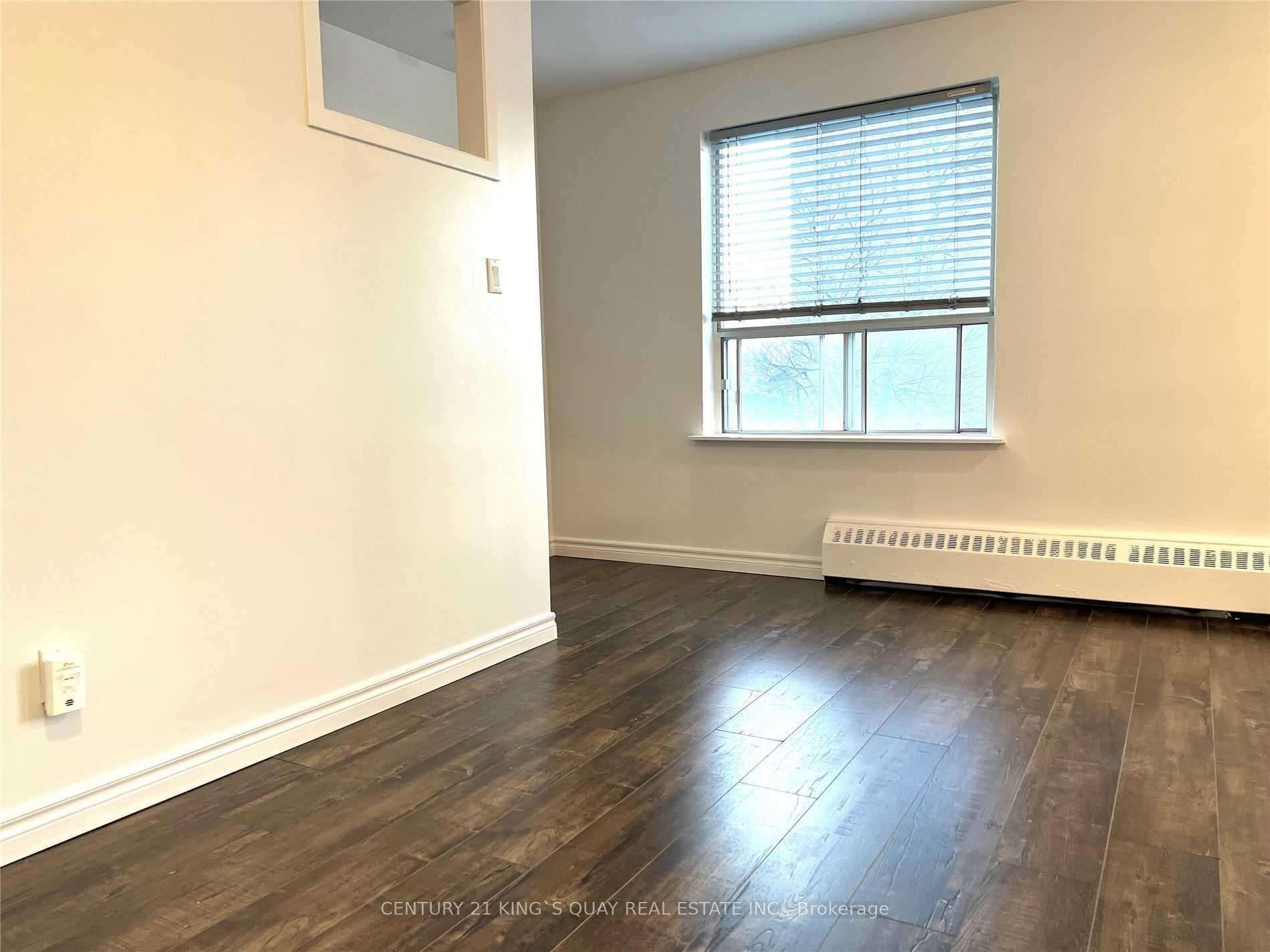 Photo 7 of Unit 3, 977 Eglinton Avenue W, Toronto, Humewood-Cedarvale — HOMEH