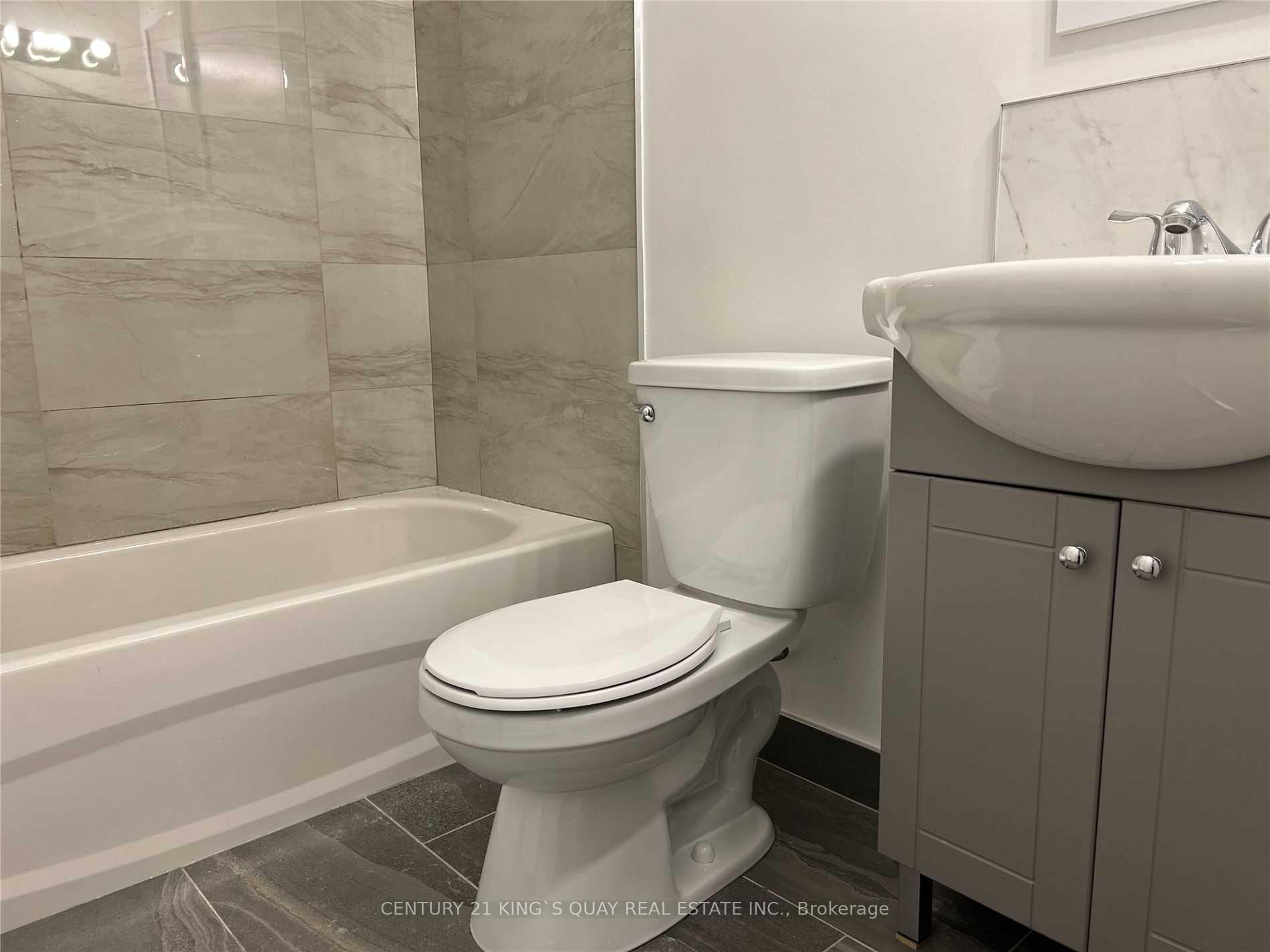 Photo 10 of Unit 3, 977 Eglinton Avenue W, Toronto, Humewood-Cedarvale — HOMEH