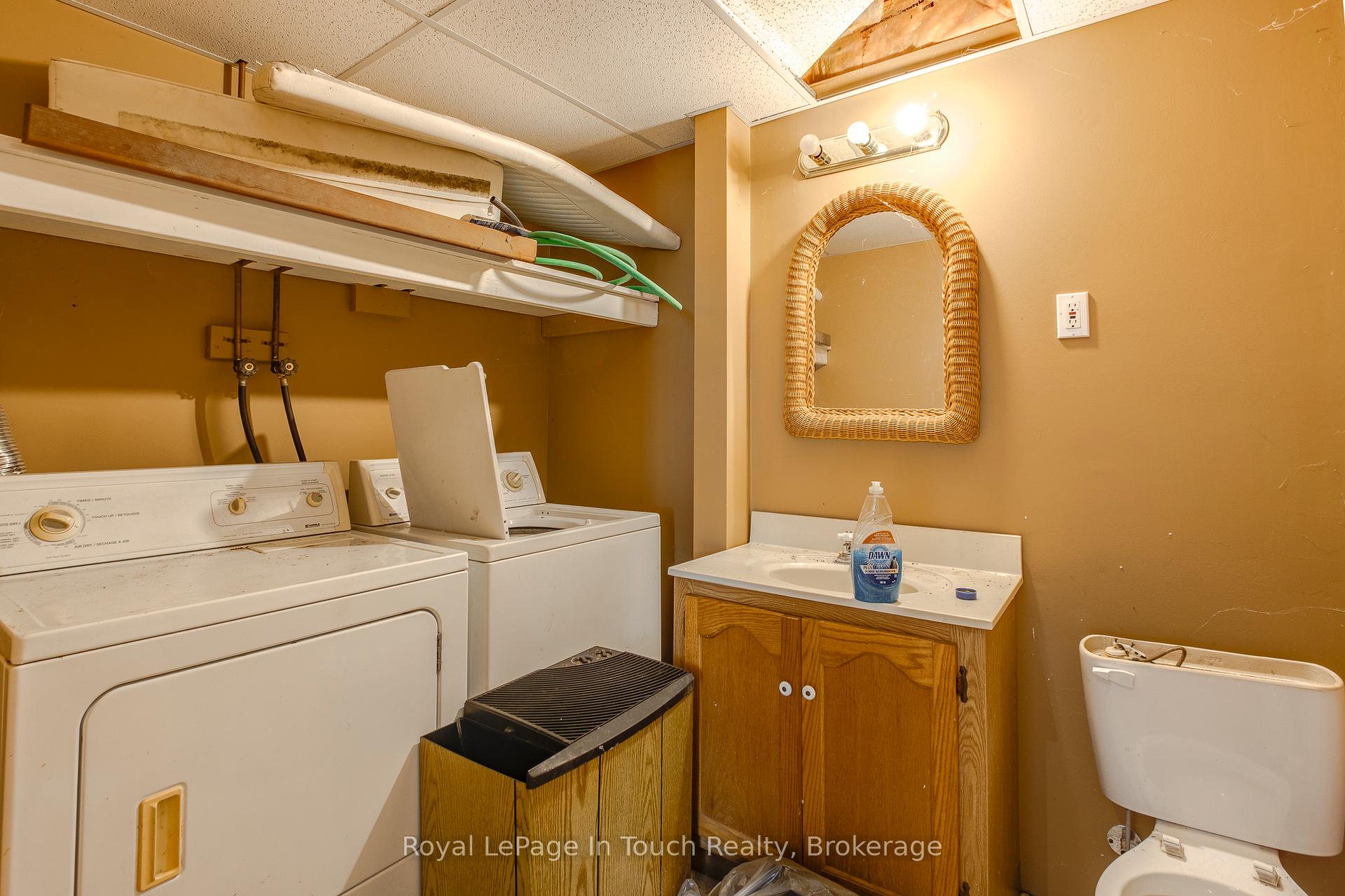 Photo 20 of 9 Joliet Crescent, Tiny, Rural Tiny — HOMEH