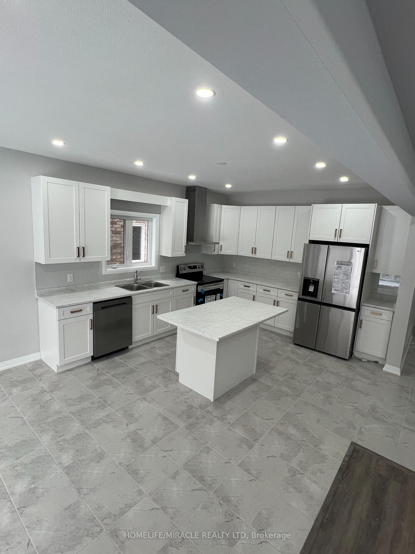 Photo 9 of 11 Willson Drive, Thorold, Hurricane/Merrittville — HOMEH
