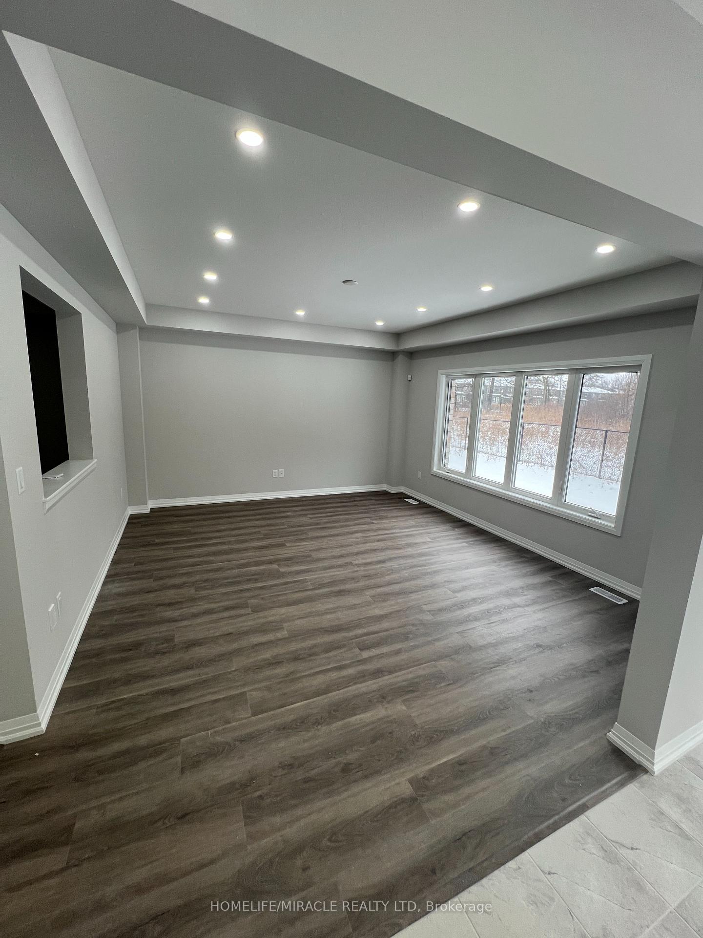 Photo 12 of 11 Willson Drive, Thorold, Hurricane/Merrittville — HOMEH