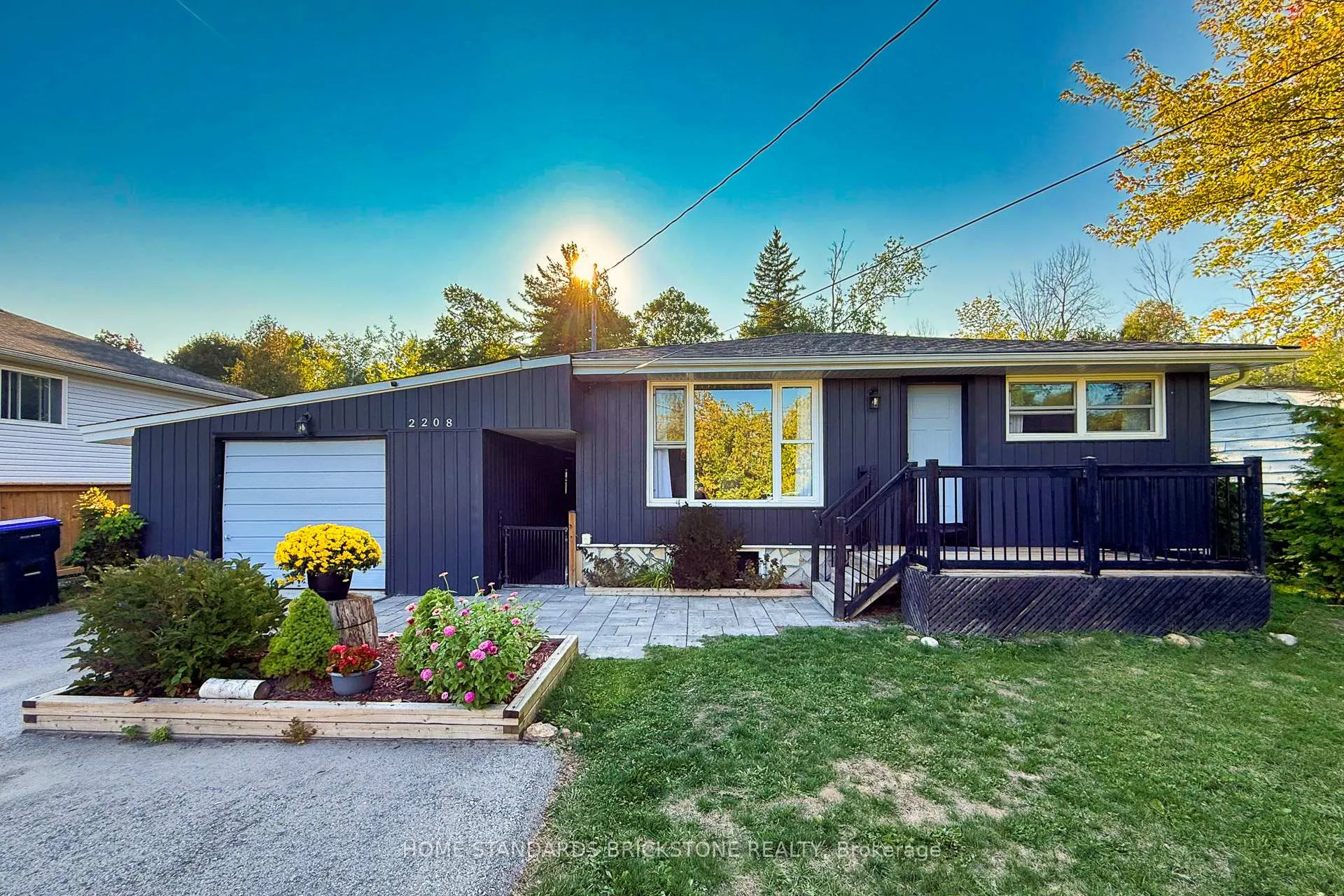 Photo 1 of 2208 Willard Avenue, Innisfil, Alcona — HOMEH