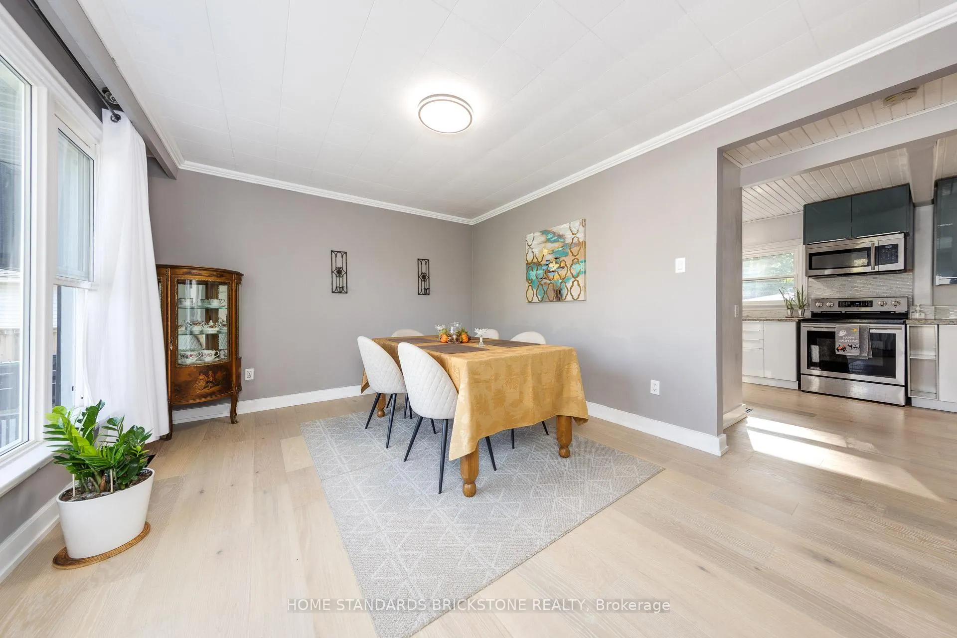 Photo 12 of 2208 Willard Avenue, Innisfil, Alcona — HOMEH