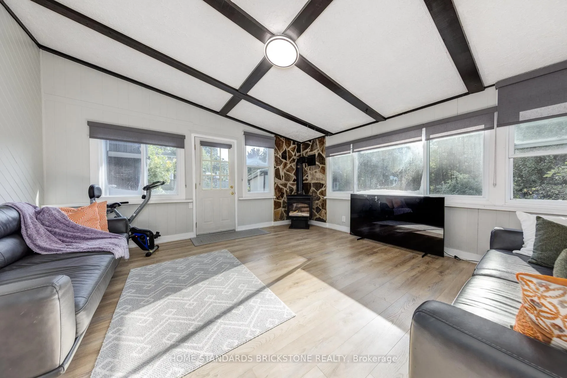 Photo 13 of 2208 Willard Avenue, Innisfil, Alcona — HOMEH