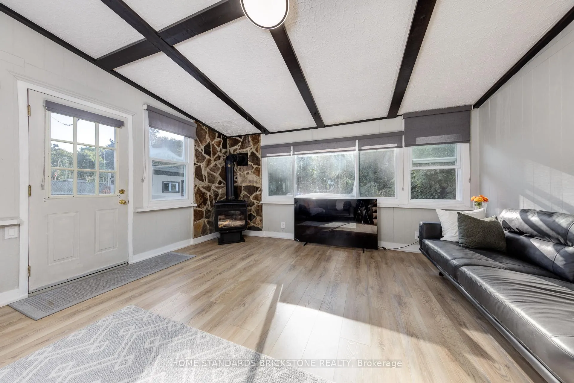 Photo 15 of 2208 Willard Avenue, Innisfil, Alcona — HOMEH