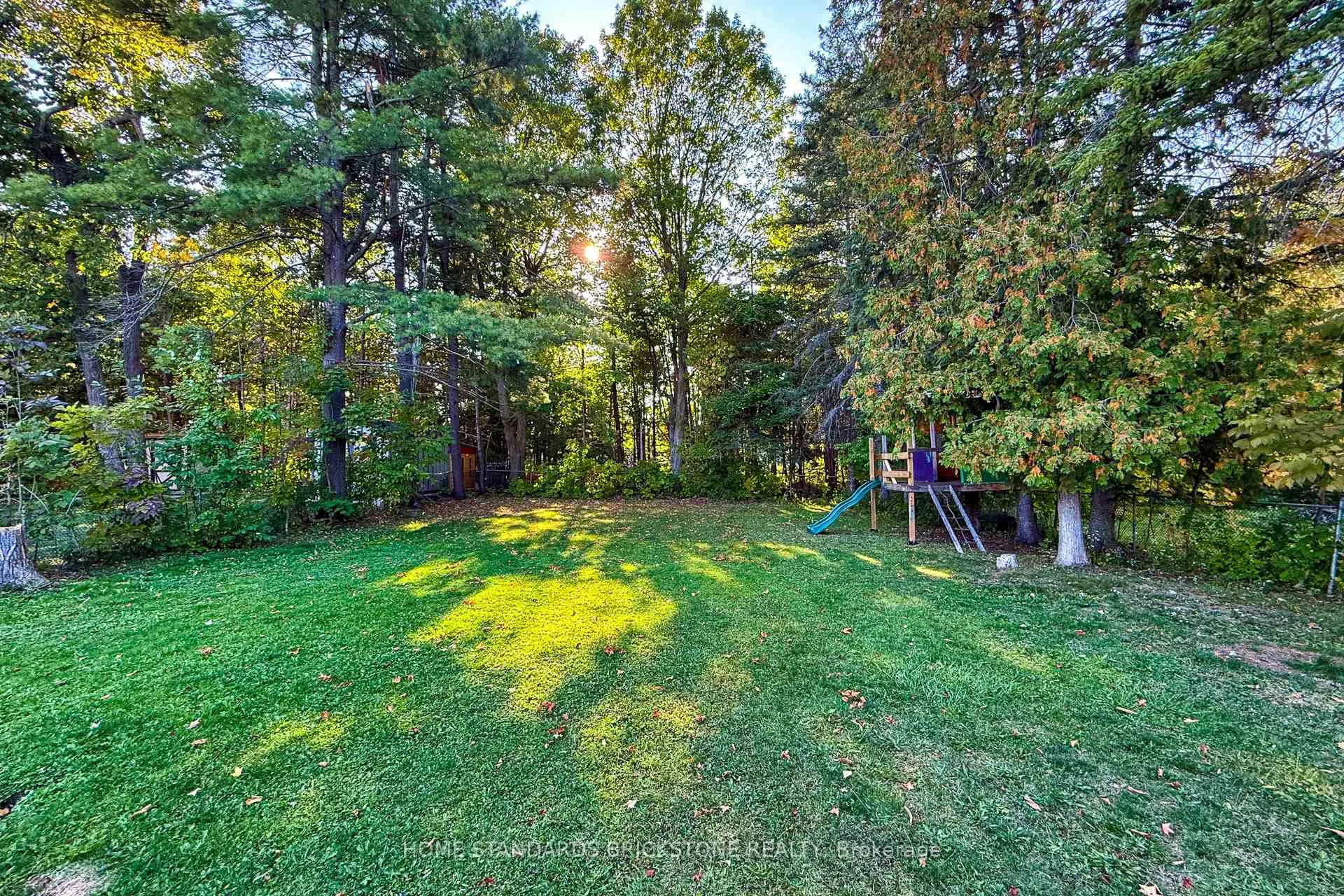 Photo 39 of 2208 Willard Avenue, Innisfil, Alcona — HOMEH