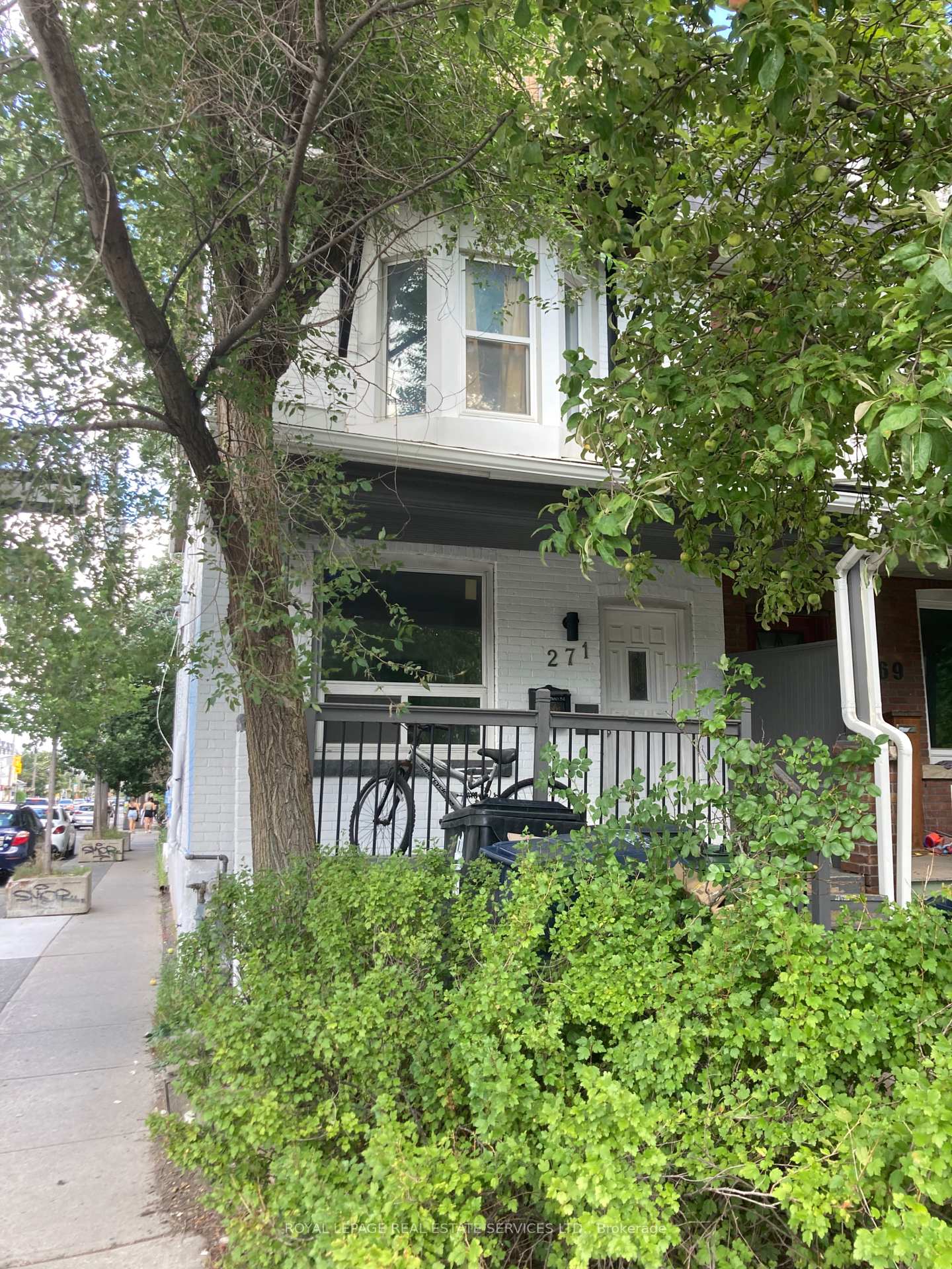 Front of Unit 1, 271 Albany Avenue