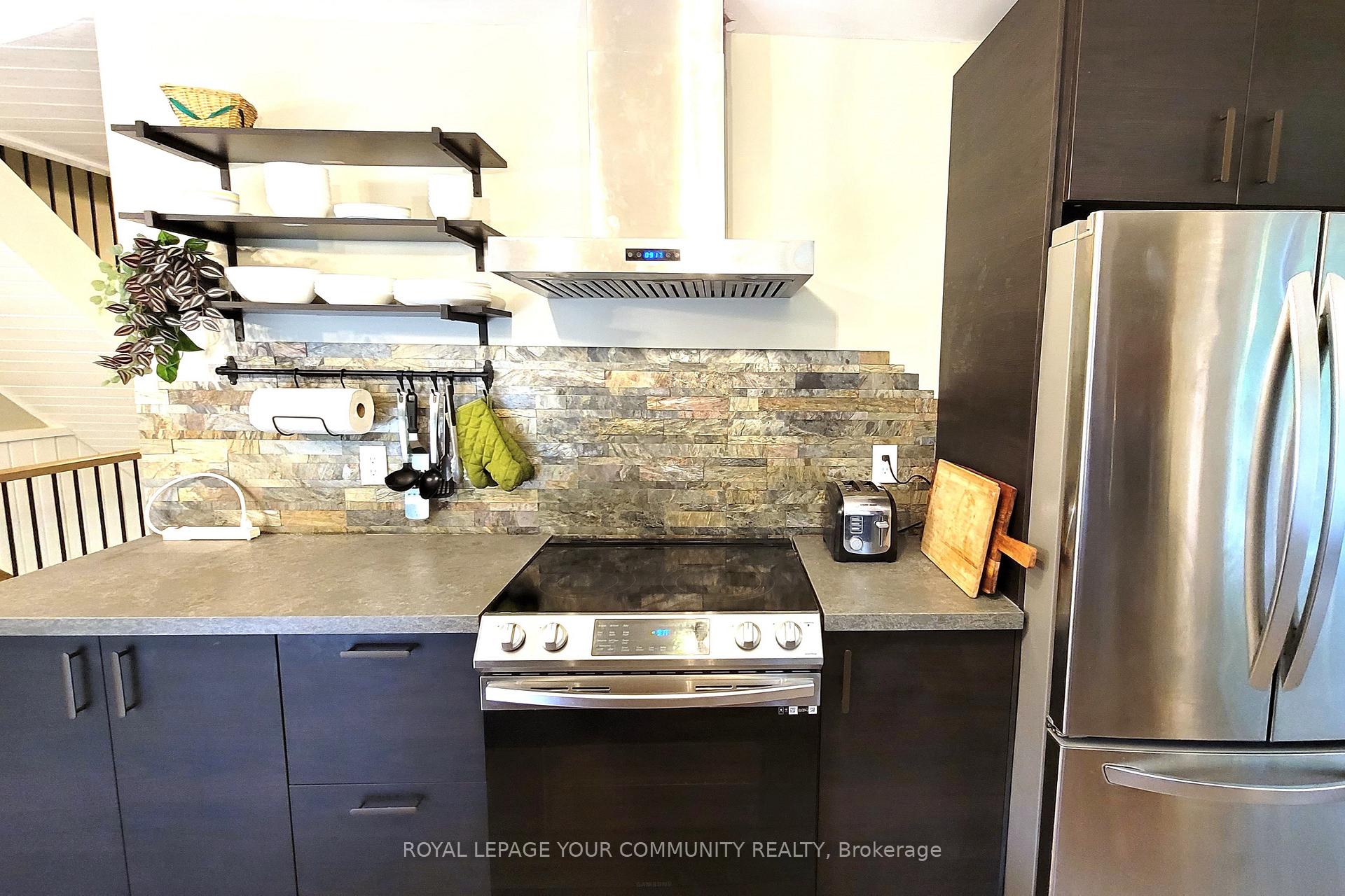 Photo 8 of 1138 Siesta Drive, Tiny, Rural Tiny — HOMEH