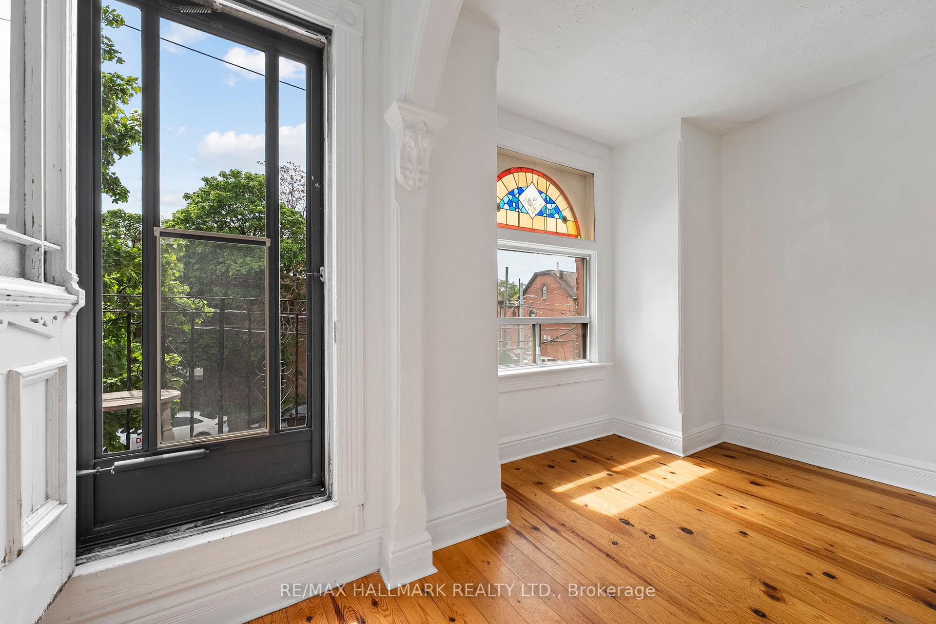 Photo 16 of Unit 3, 261 Ossington Avenue, Toronto, Trinity-Bellwoods — HOMEH