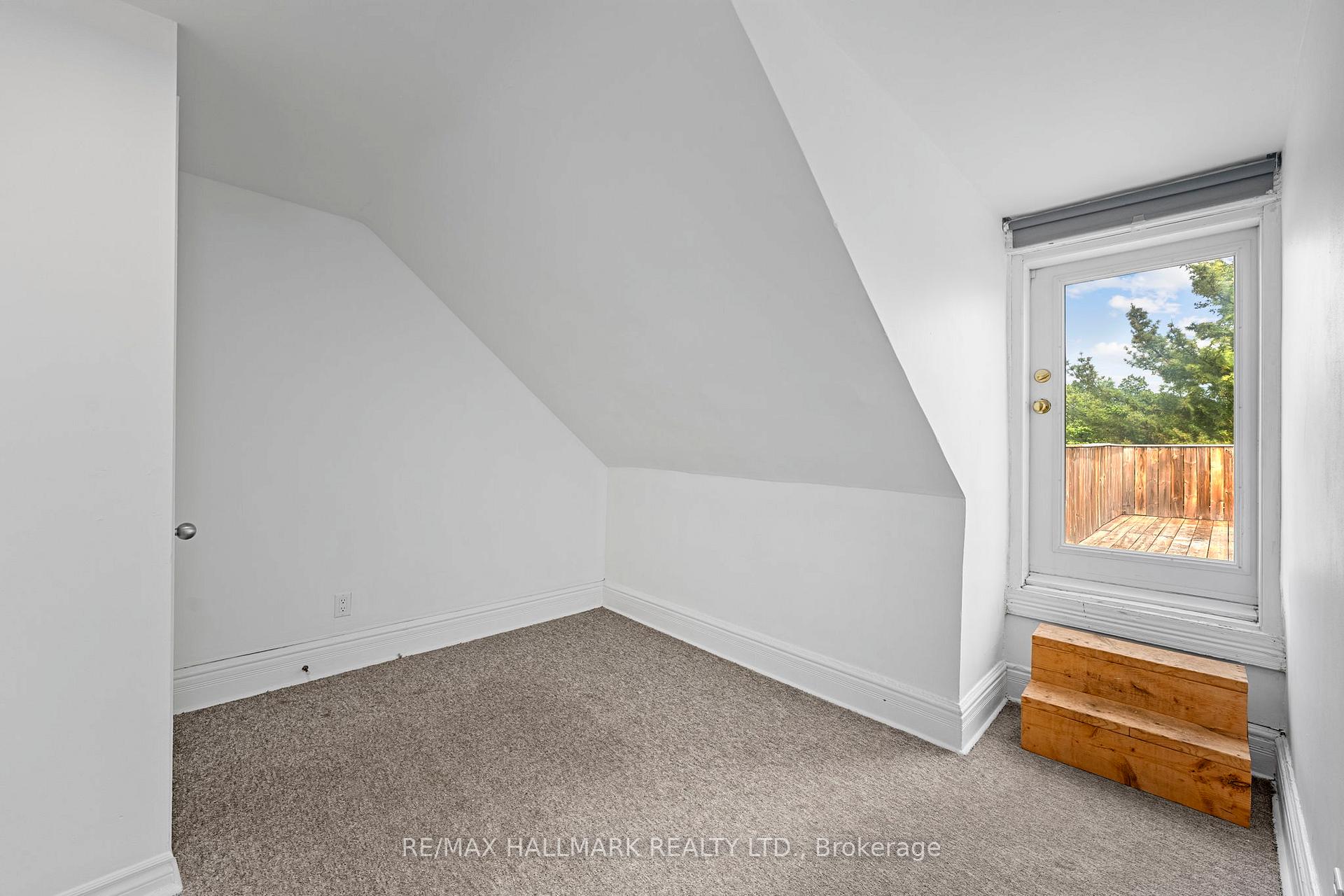 Photo 23 of Unit 3, 261 Ossington Avenue, Toronto, Trinity-Bellwoods — HOMEH