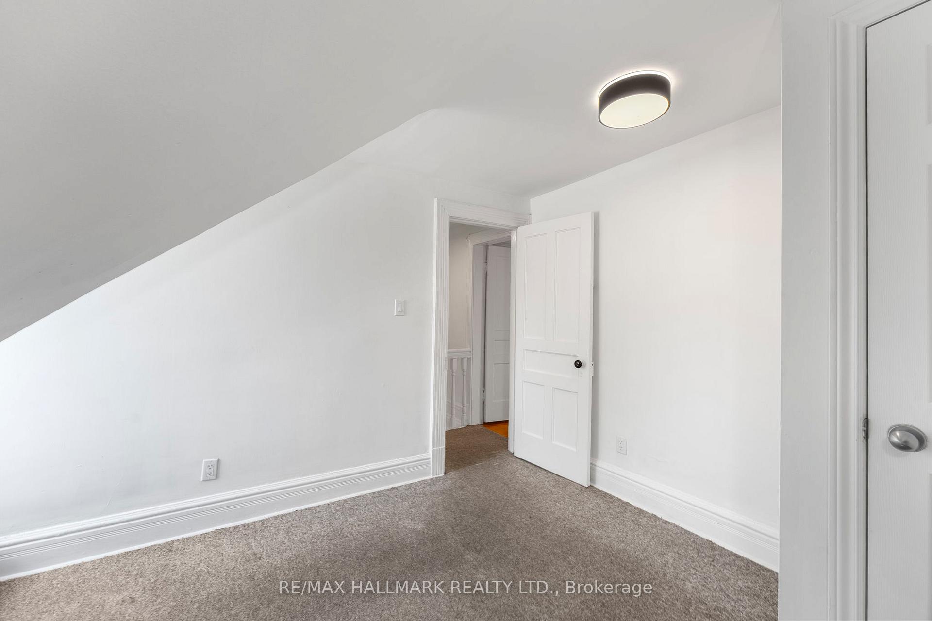 Photo 24 of Unit 3, 261 Ossington Avenue, Toronto, Trinity-Bellwoods — HOMEH