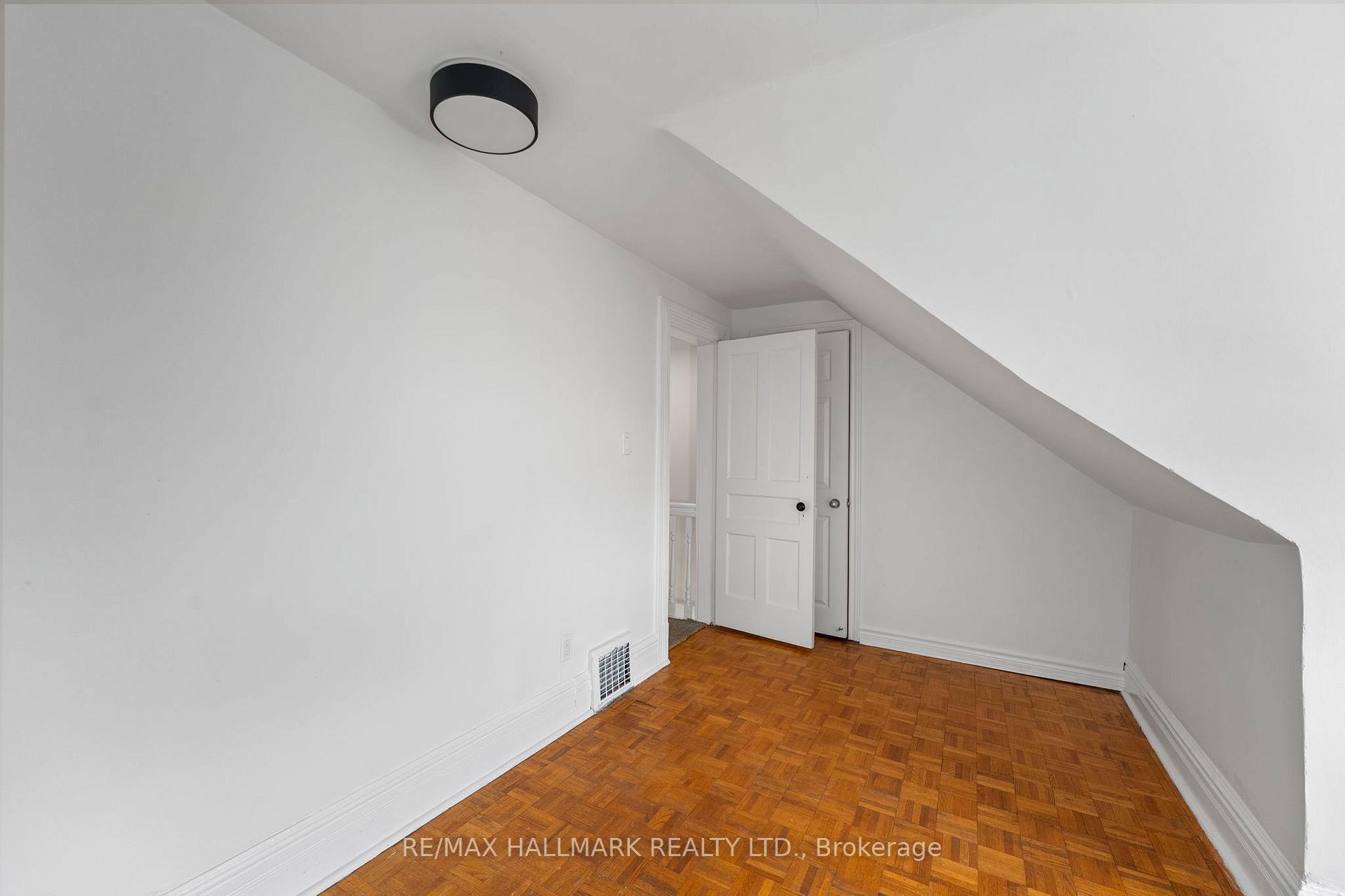 Photo 28 of Unit 3, 261 Ossington Avenue, Toronto, Trinity-Bellwoods — HOMEH