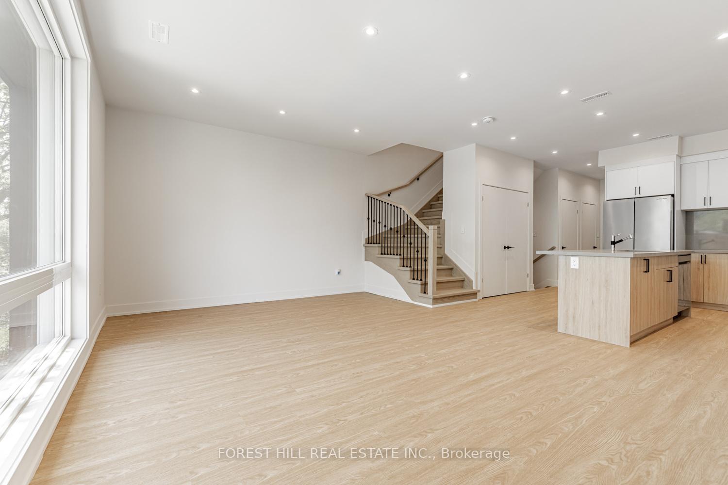 Photo 5 of Unit Upper, 124 Kenwood Avenue, Toronto, Humewood-Cedarvale — HOMEH