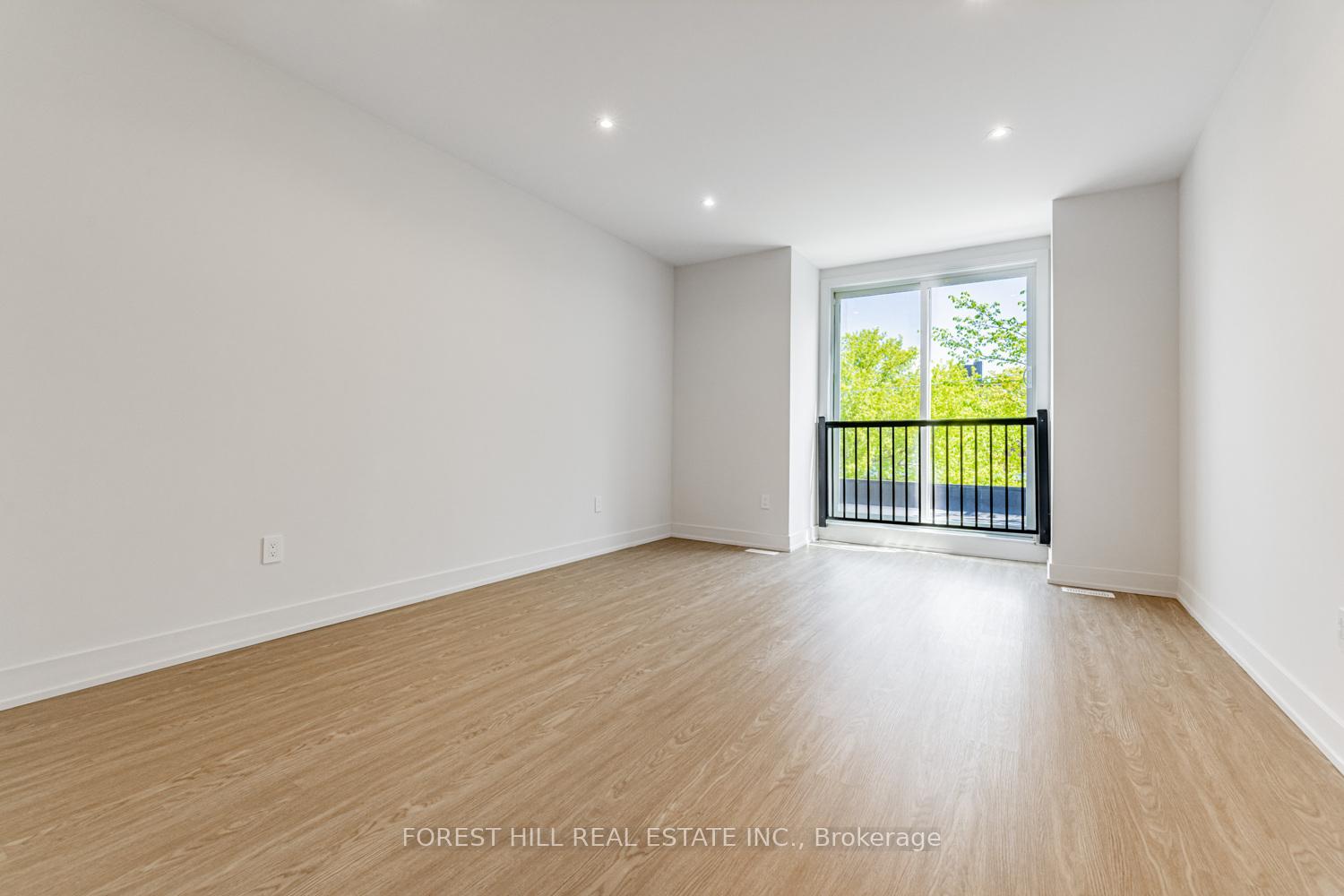 Photo 11 of Unit Upper, 124 Kenwood Avenue, Toronto, Humewood-Cedarvale — HOMEH