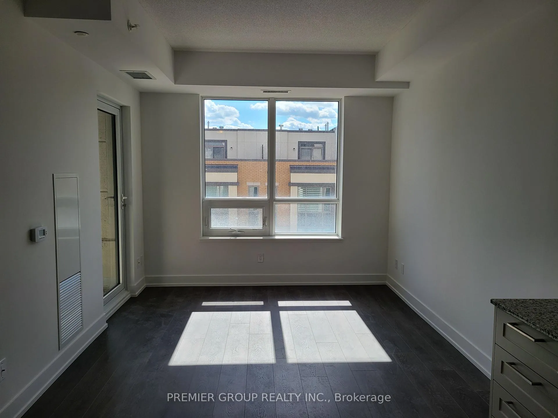 Photo 4 of Unit 317W, 268 Buchanan Drive, Markham, Unionville — HOMEH