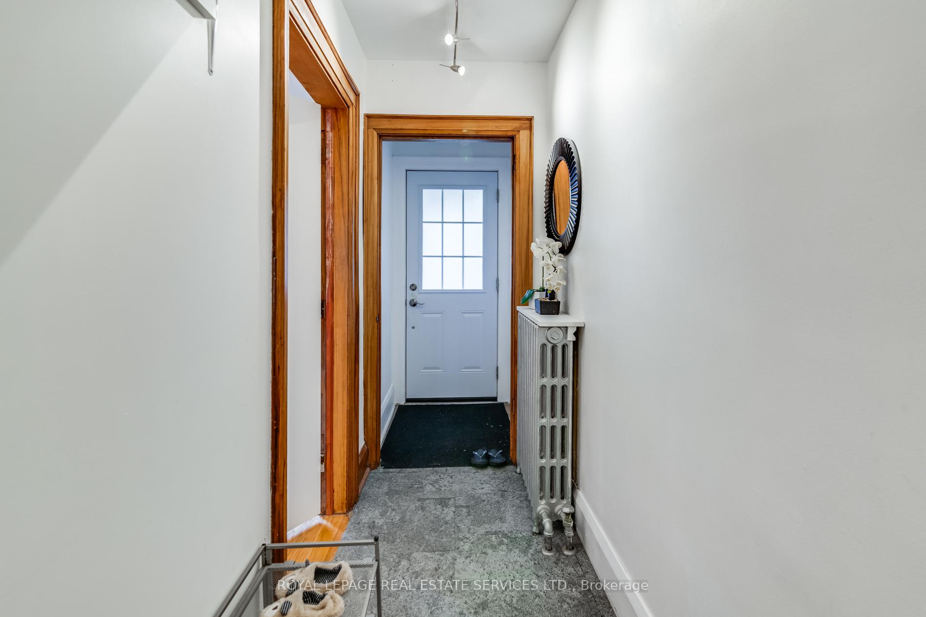 Photo 25 of 23 Kings Park Boulevard, Toronto, Danforth Village-East York — HOMEH
