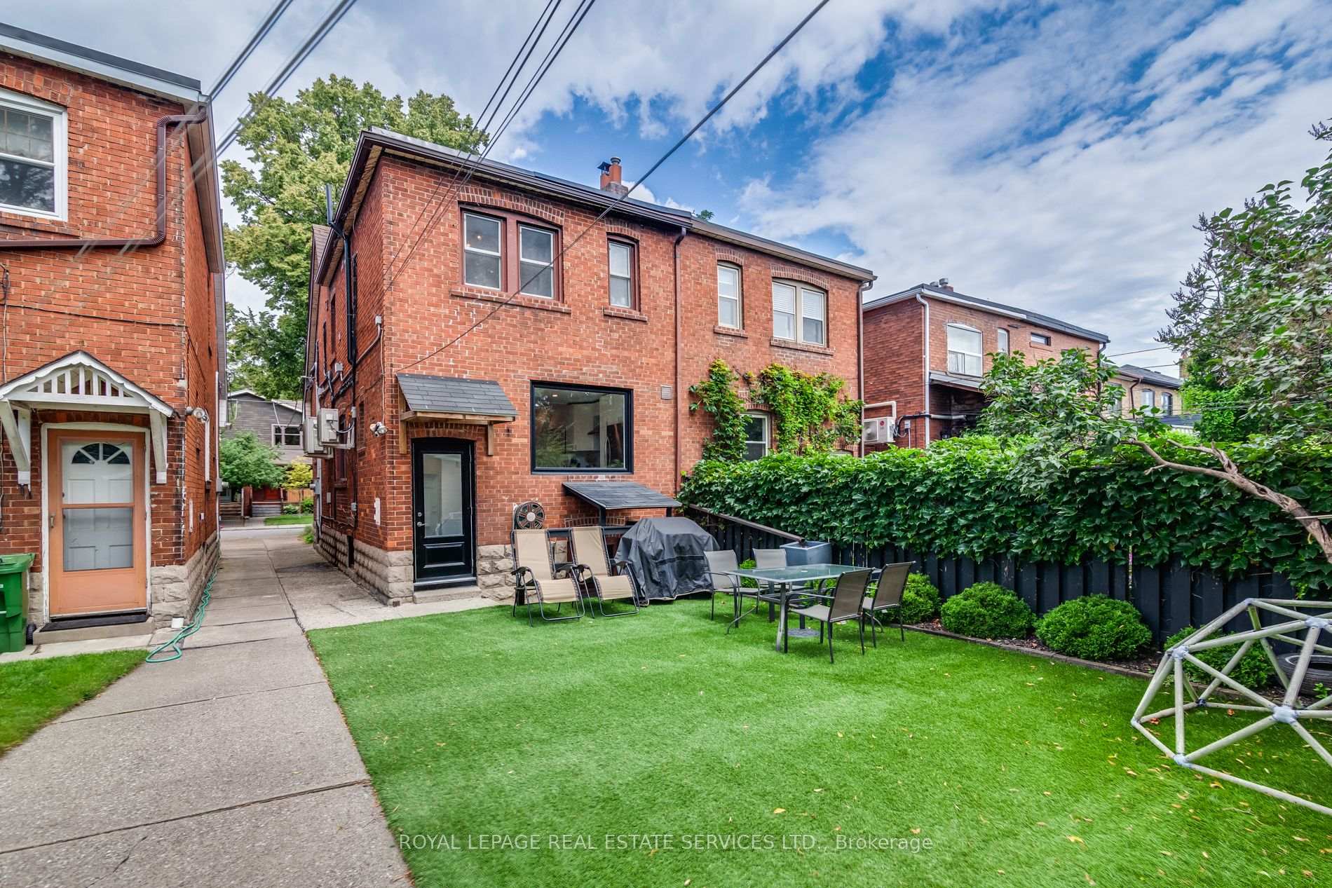 Photo 28 of 23 Kings Park Boulevard, Toronto, Danforth Village-East York — HOMEH