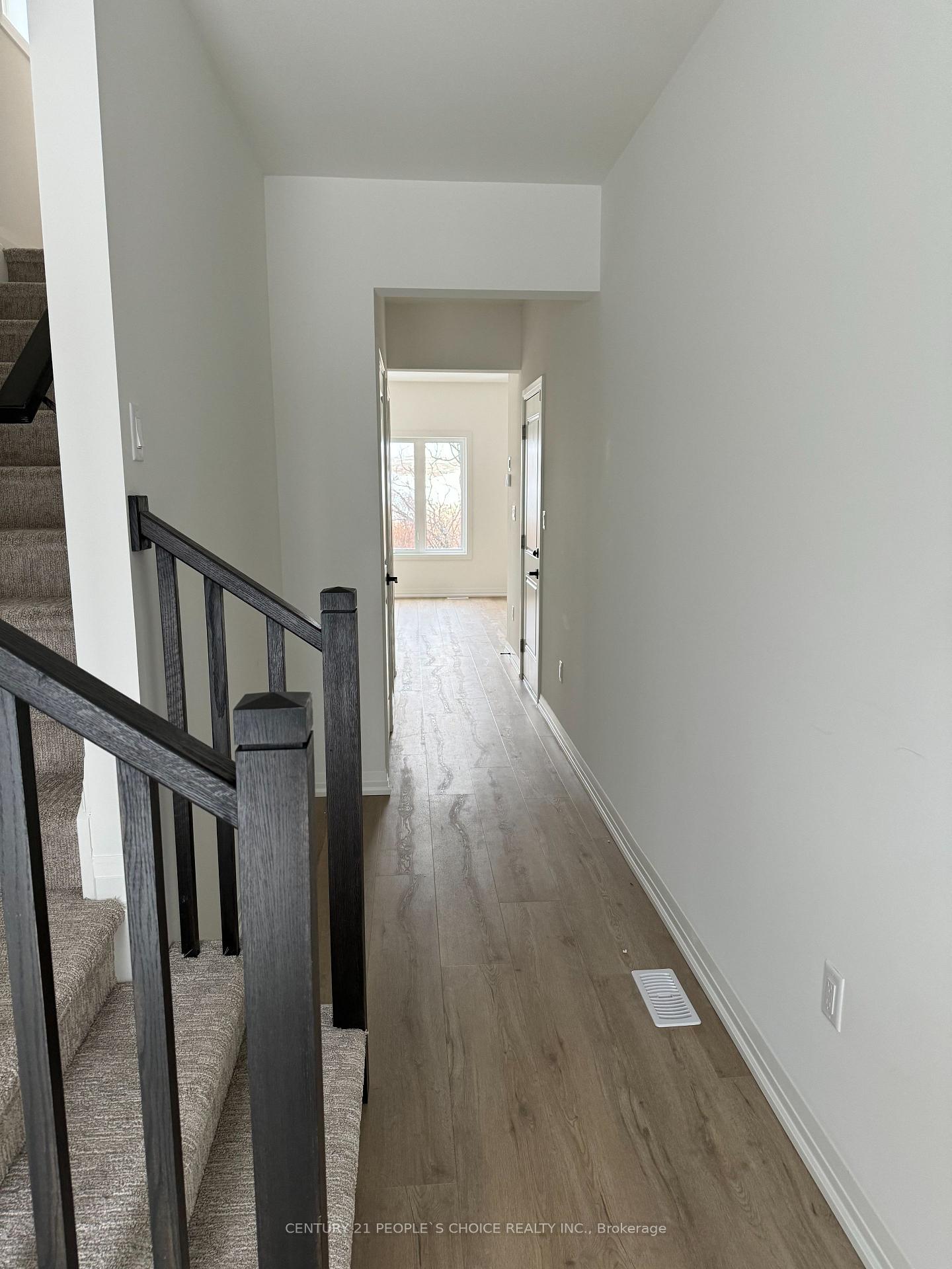 Photo 2 of 100 Willson Drive N, Thorold, Hurricane/Merrittville — HOMEH