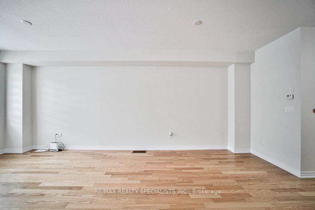 Photo 17 of 51 Sun Haven Lane, Thorold, Rolling Meadows — HOMEH