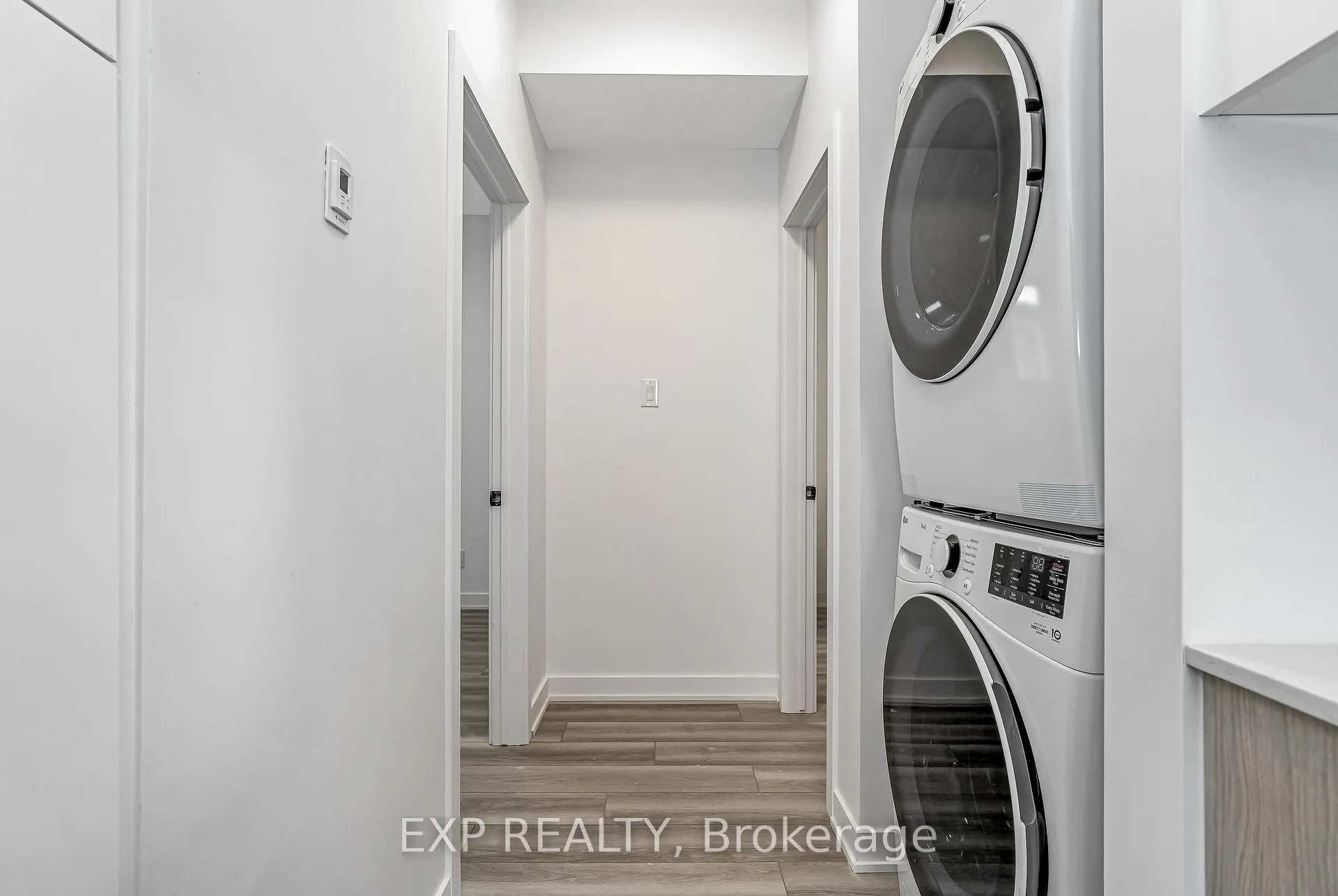 Photo 13 of Unit Unit A, 1371 Louis Lane, Ottawa, Cyrville Rd./Industrial Park — HOMEH