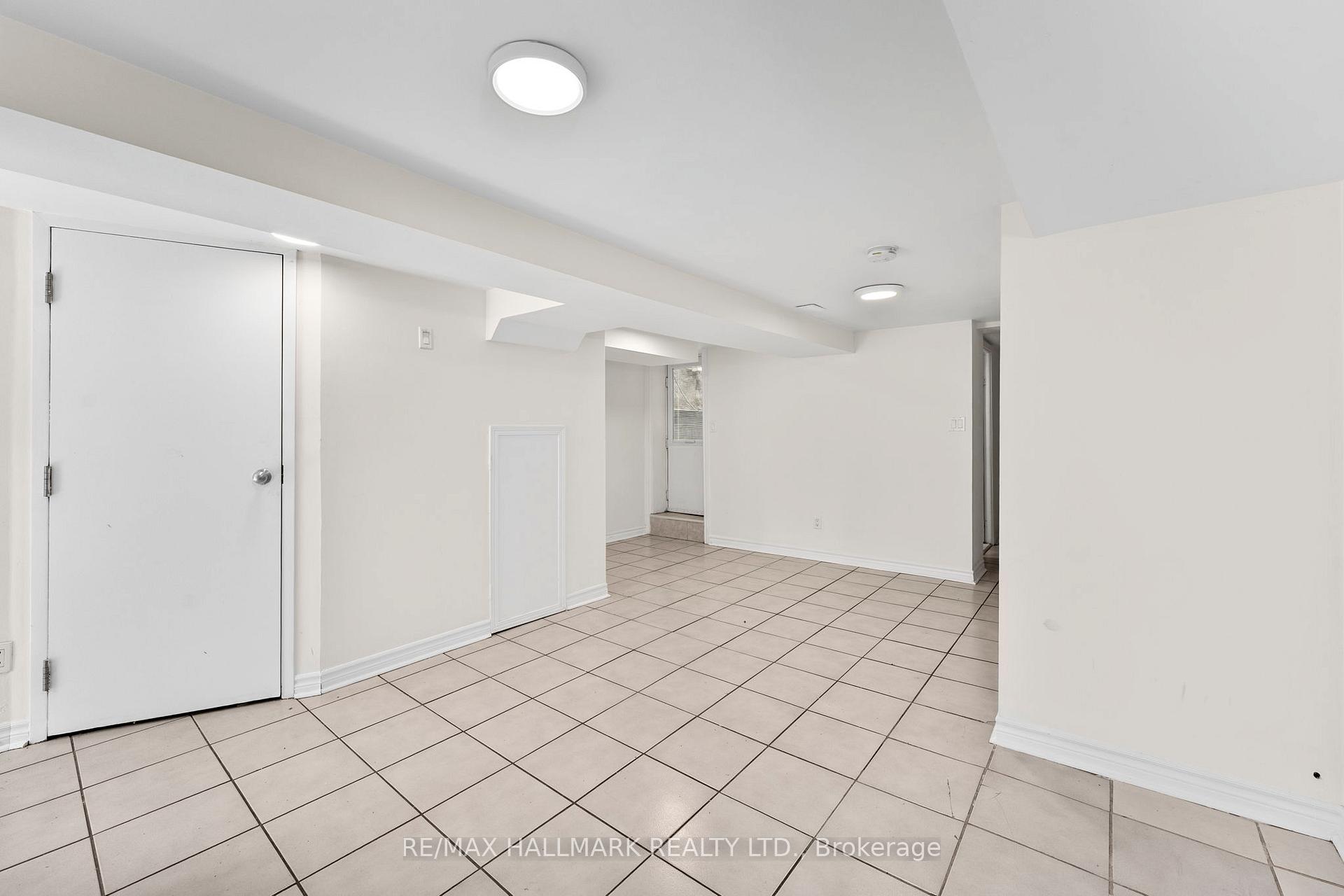 Photo 4 of Unit 1, 261 Ossington Avenue, Toronto, Trinity-Bellwoods — HOMEH