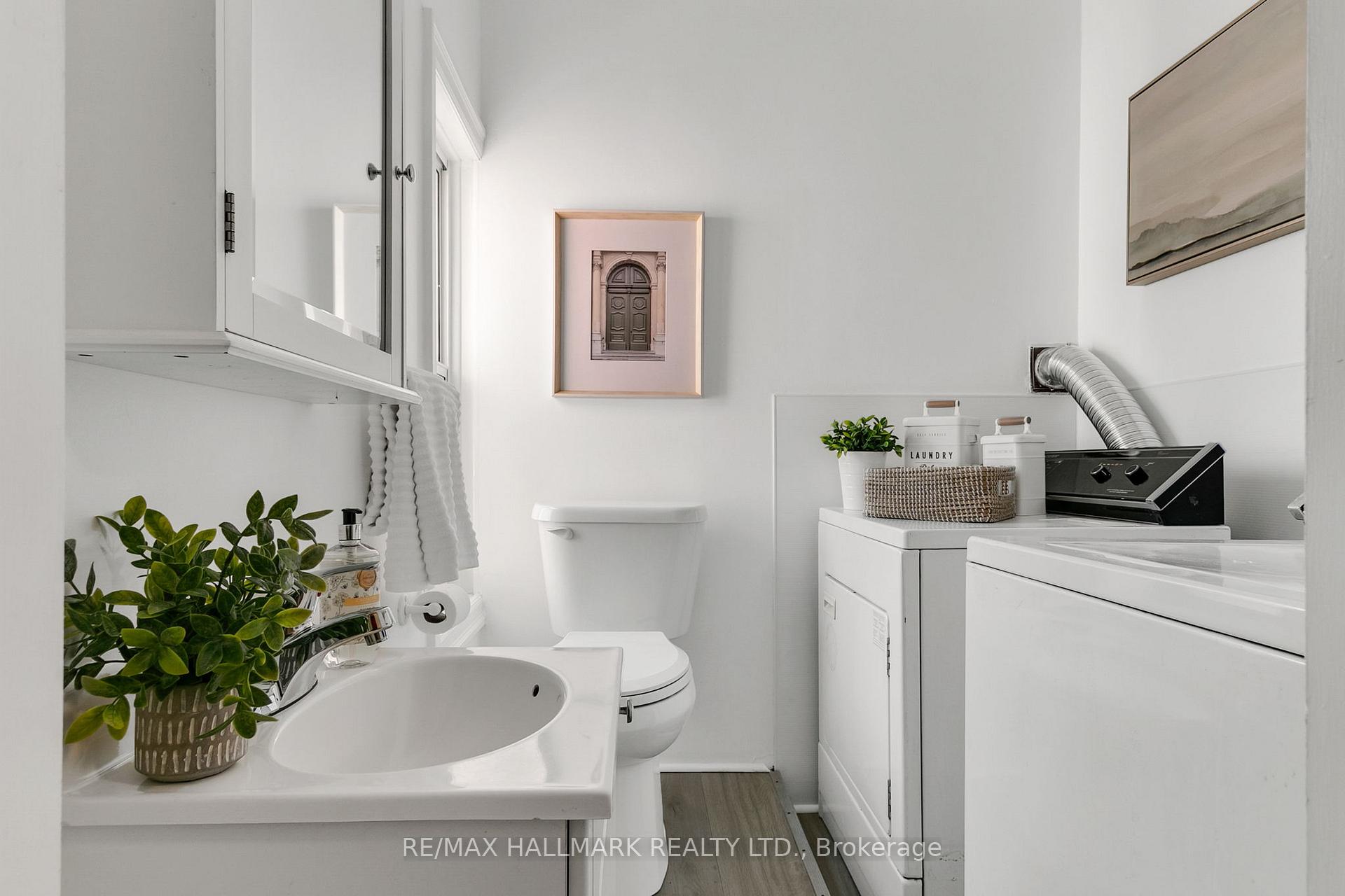 Photo 9 of 697 Mortimer Avenue, Toronto, Danforth Village-East York — HOMEH