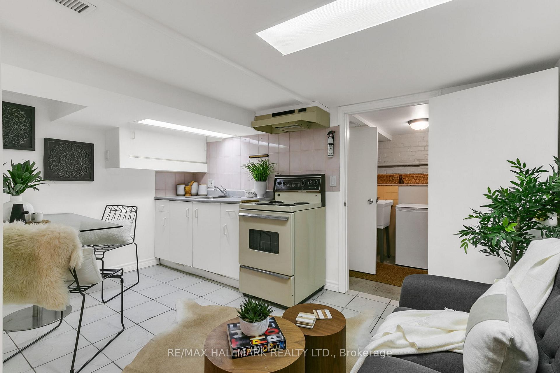 Photo 33 of 697 Mortimer Avenue, Toronto, Danforth Village-East York — HOMEH