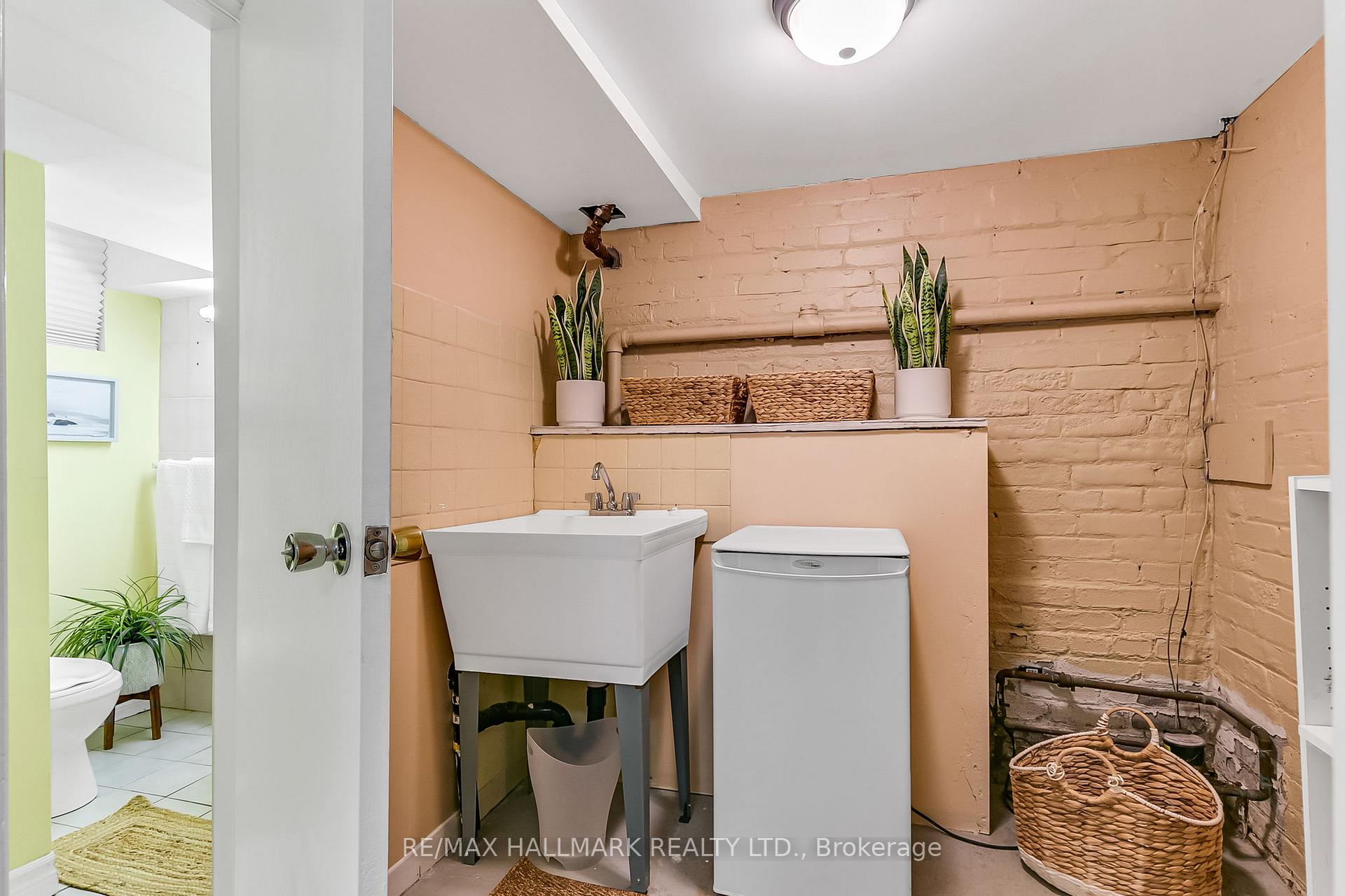 Photo 34 of 697 Mortimer Avenue, Toronto, Danforth Village-East York — HOMEH
