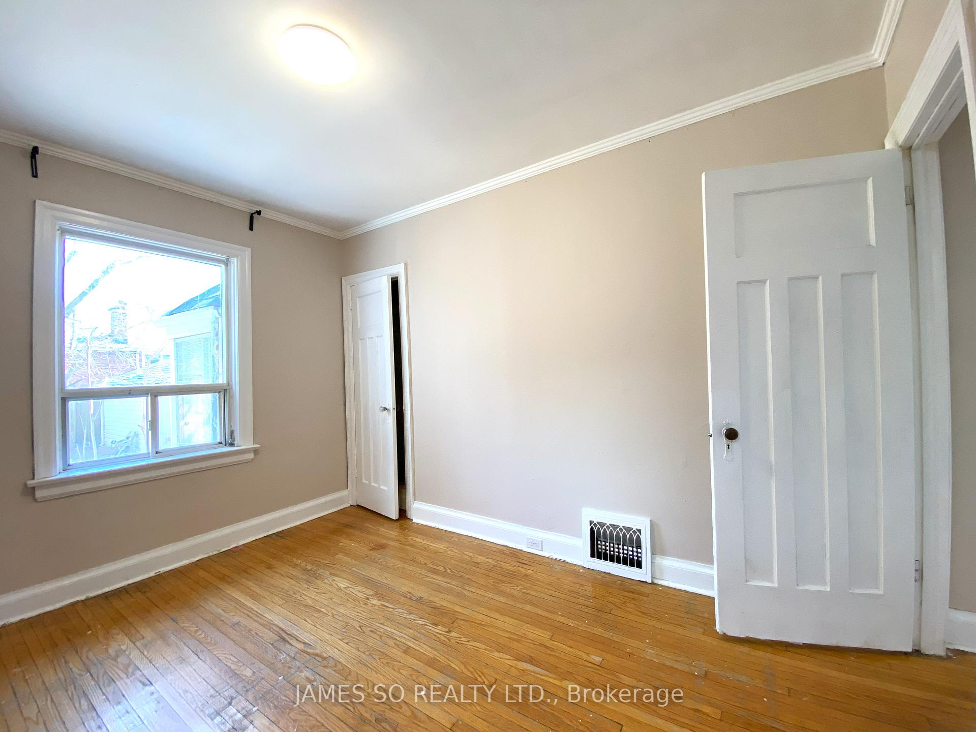 Photo 13 of 3 St Hubert Avenue, Toronto, Danforth Village-East York — HOMEH