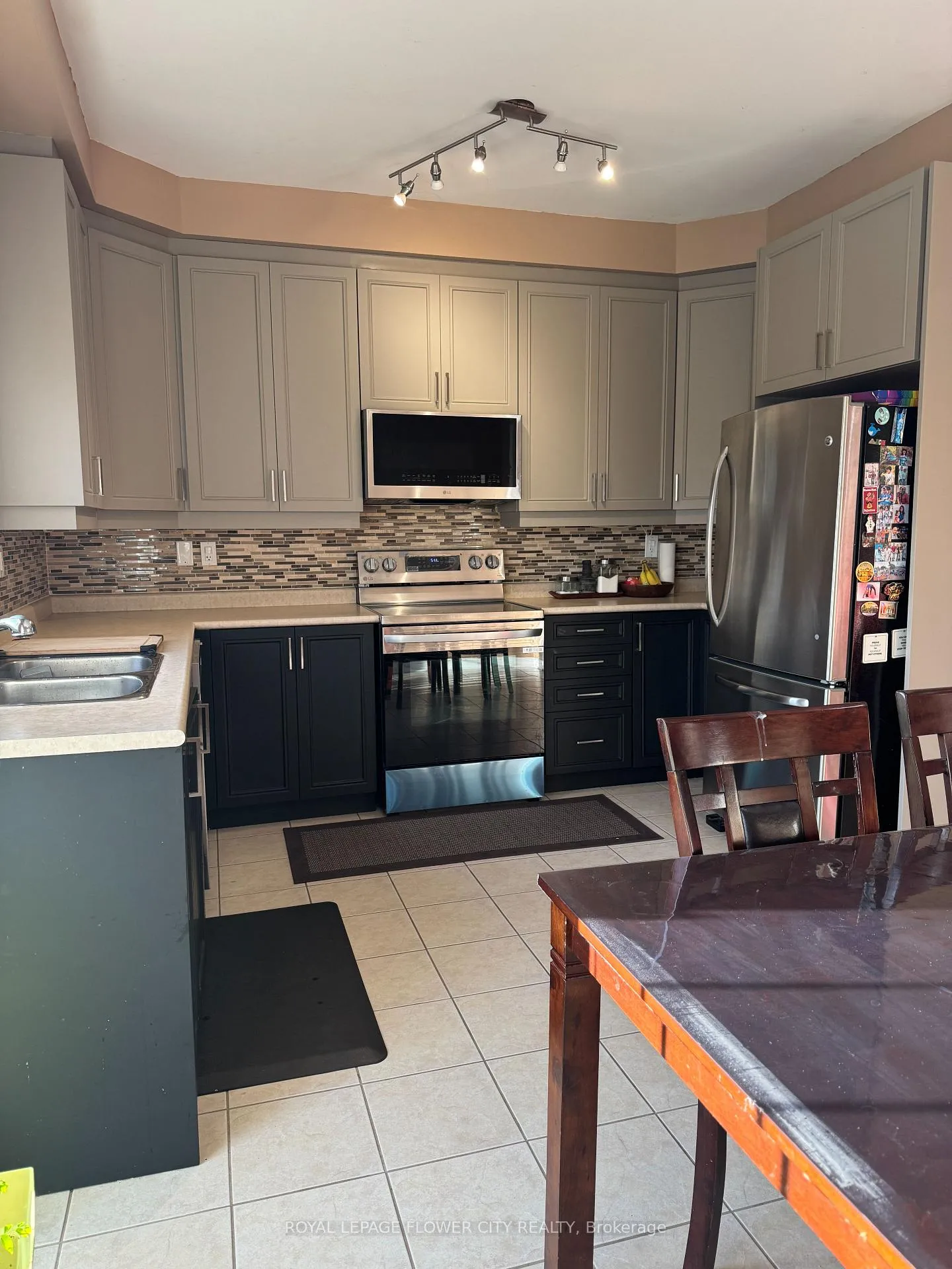 Photo 12 of 9710 McLaughlin Road N, Brampton, Fletcher's Creek Village — HOMEH