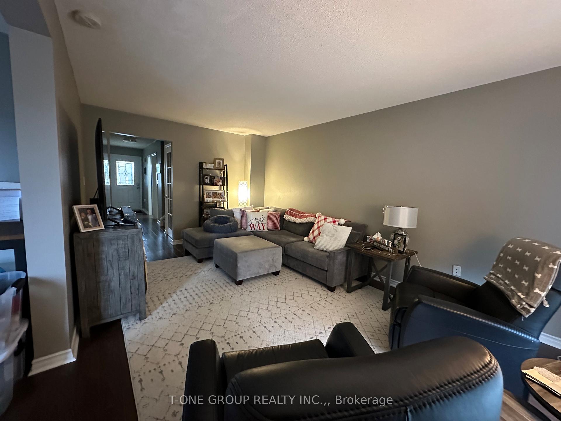 Photo 5 of 34 Culligan Crescent, Thorold, Confederation Heights — HOMEH