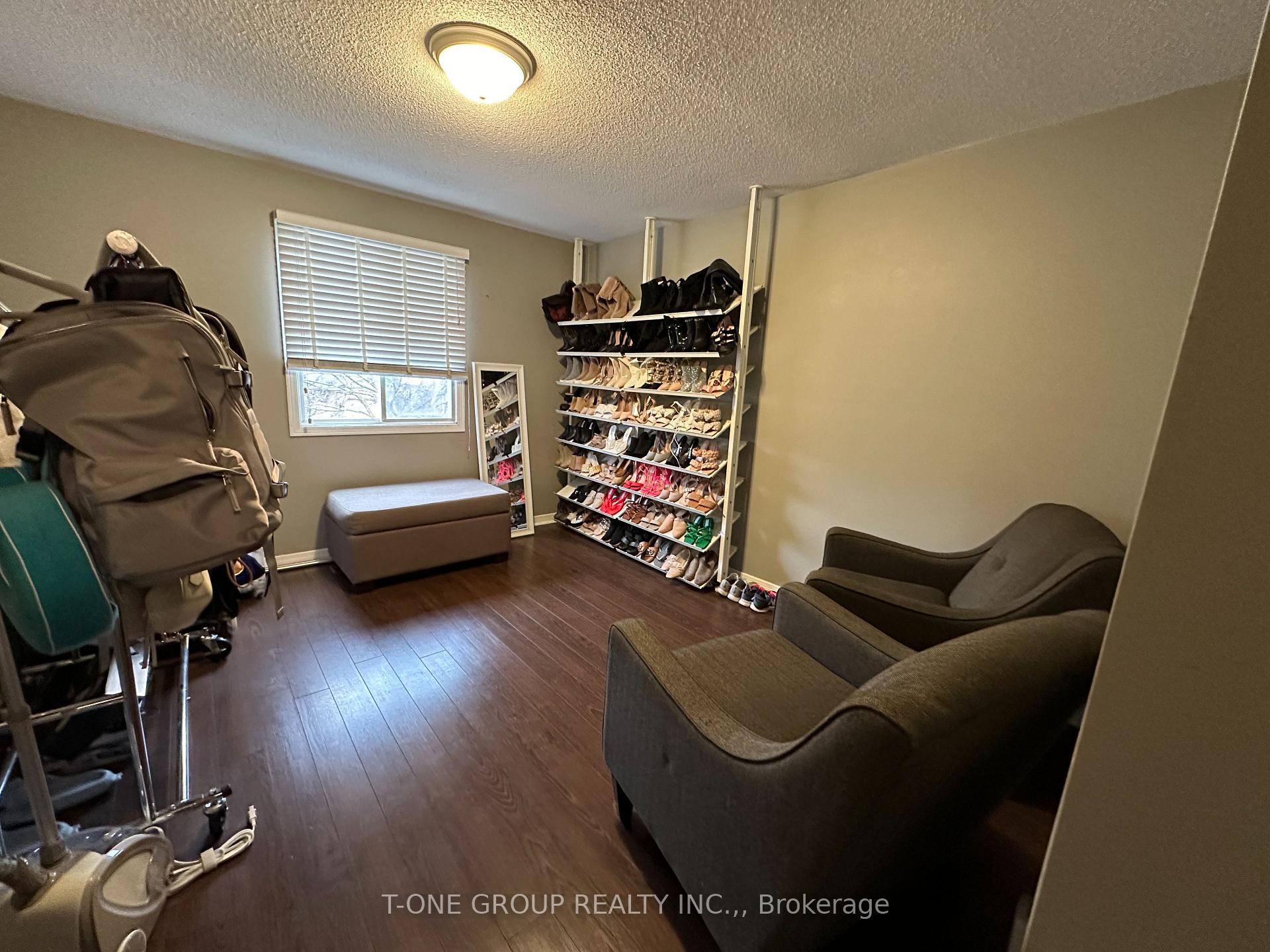 Photo 13 of 34 Culligan Crescent, Thorold, Confederation Heights — HOMEH