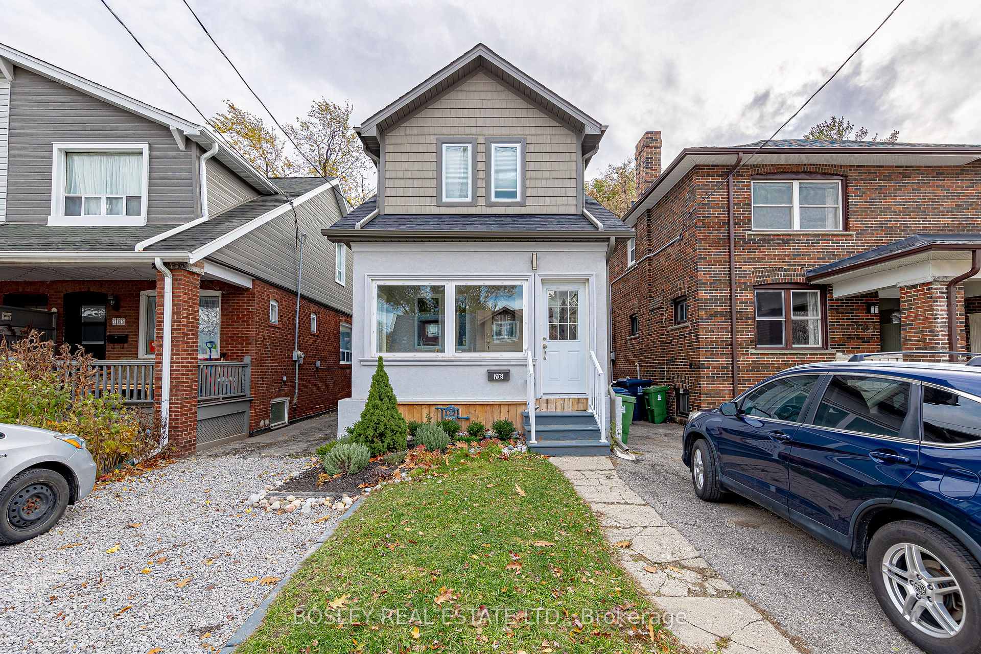 Front of Unit Lower, 703 Sammon Avenue