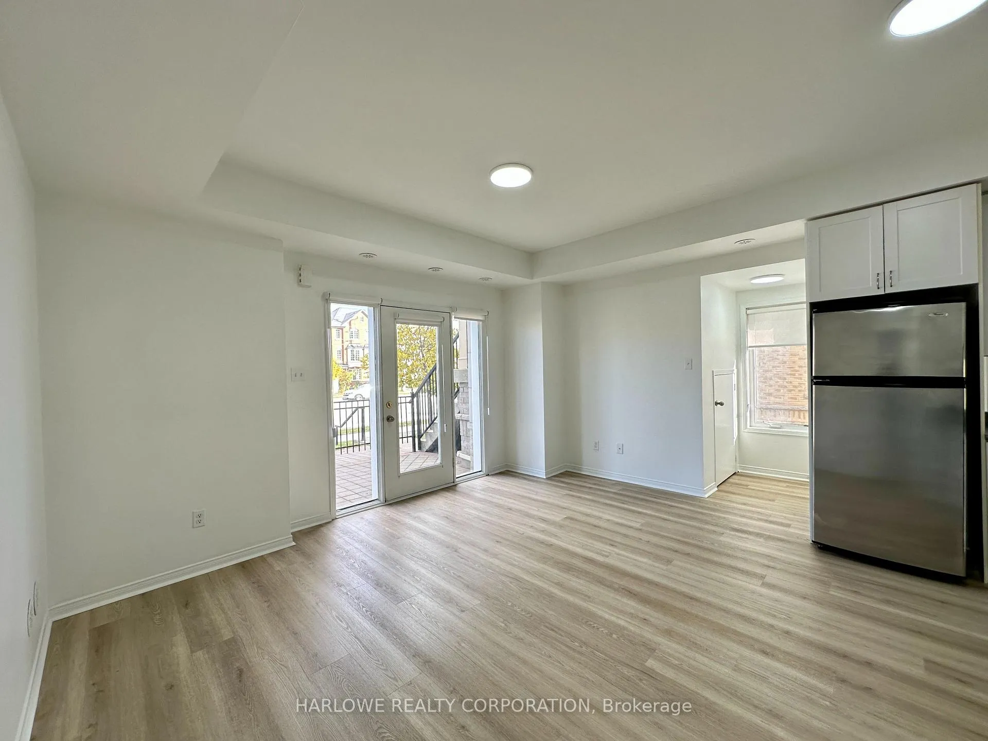 Photo 5 of Unit 59, 60 Fairwood Circle, Brampton, Sandringham-Wellington — HOMEH